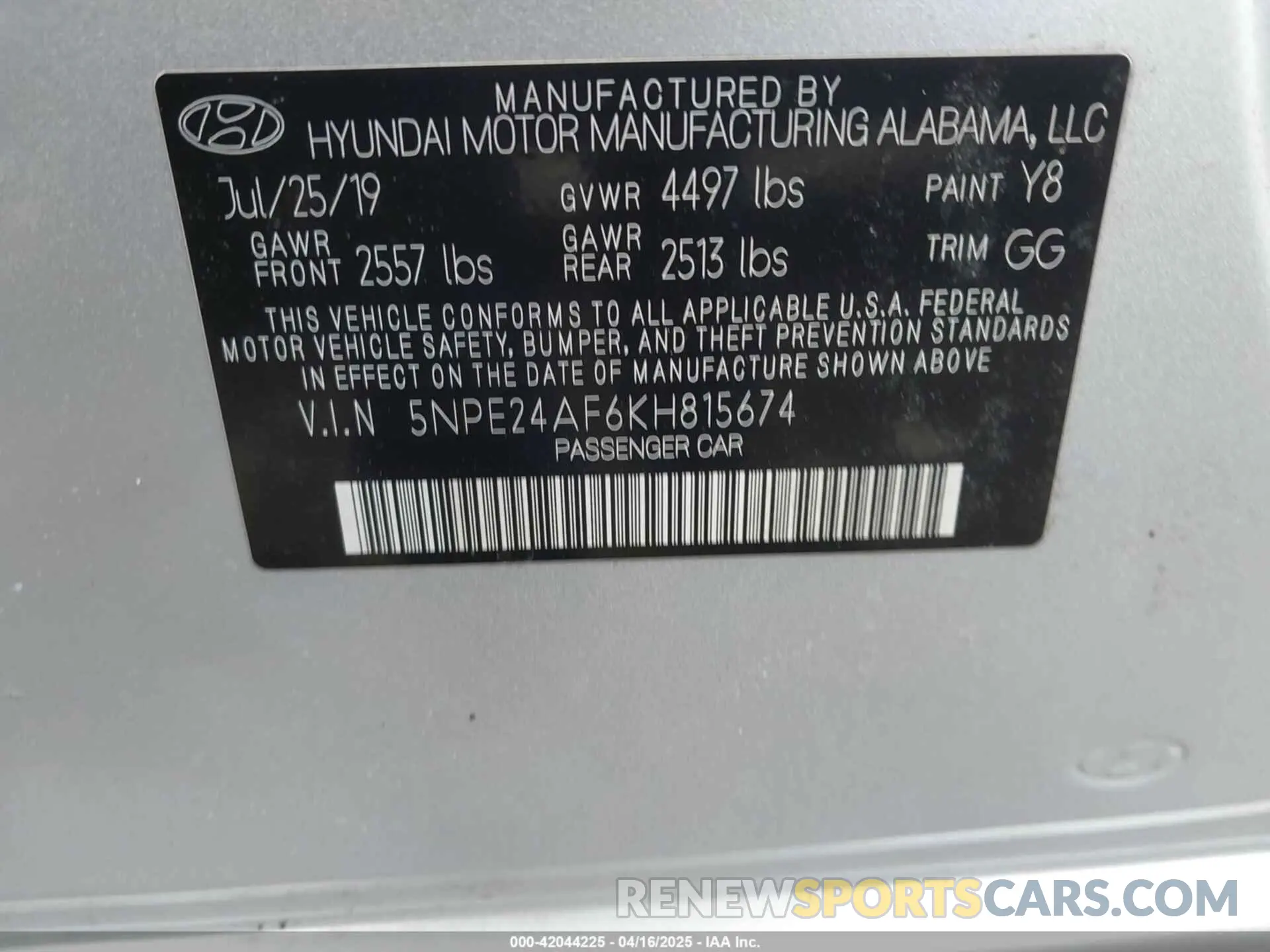 9 Photograph of a damaged car 5NPE24AF6KH815674 HYUNDAI SONATA 2019