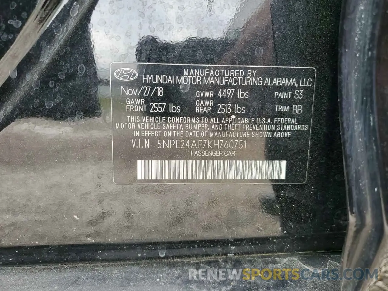 13 Photograph of a damaged car 5NPE24AF7KH760751 HYUNDAI SONATA 2019
