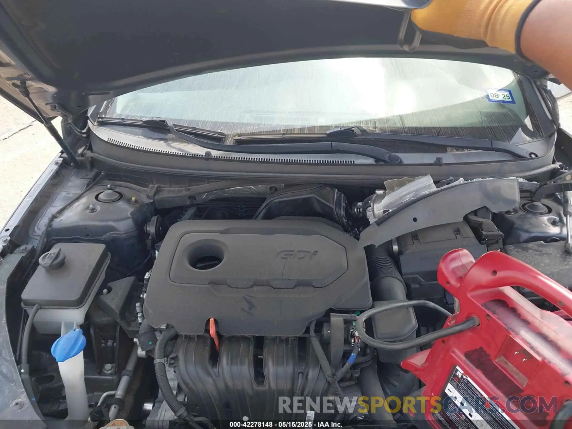 10 Photograph of a damaged car 5NPE24AF7KH780949 HYUNDAI SONATA 2019