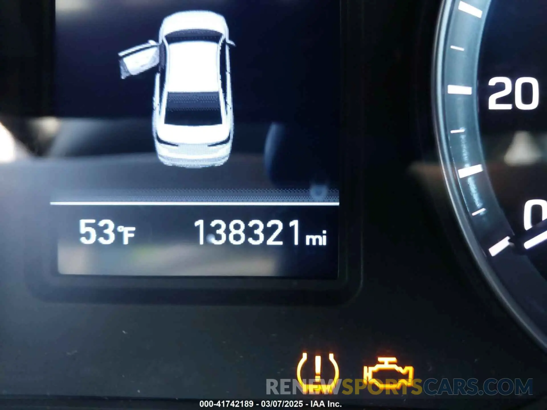 15 Photograph of a damaged car 5NPE24AF7KH820155 HYUNDAI SONATA 2019