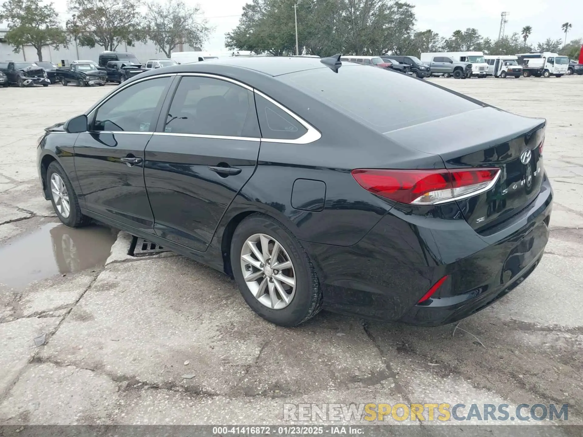 3 Фотография поврежденного автомобиля 5NPE24AF8KH735907 HYUNDAI SONATA 2019