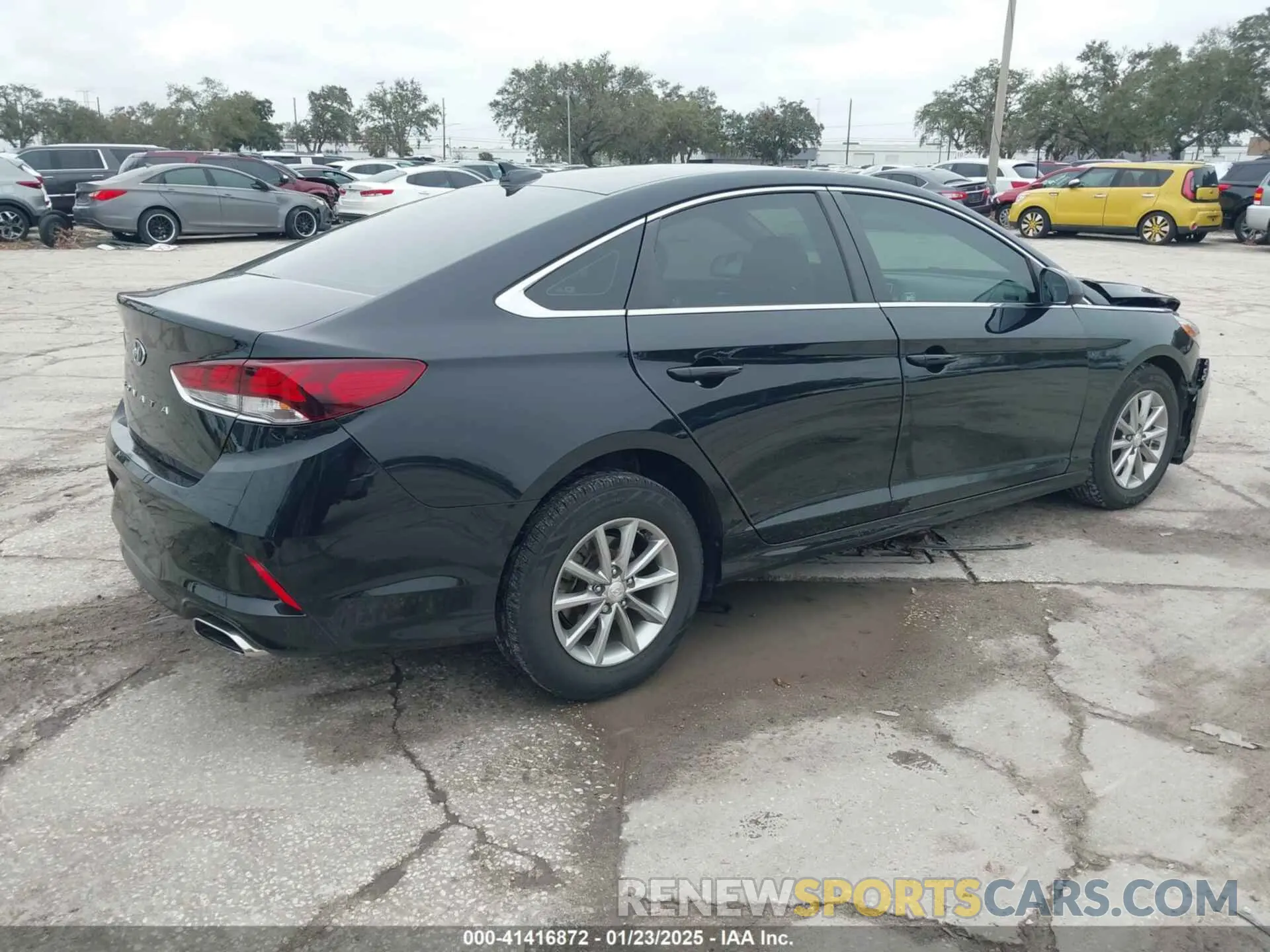 4 Фотография поврежденного автомобиля 5NPE24AF8KH735907 HYUNDAI SONATA 2019