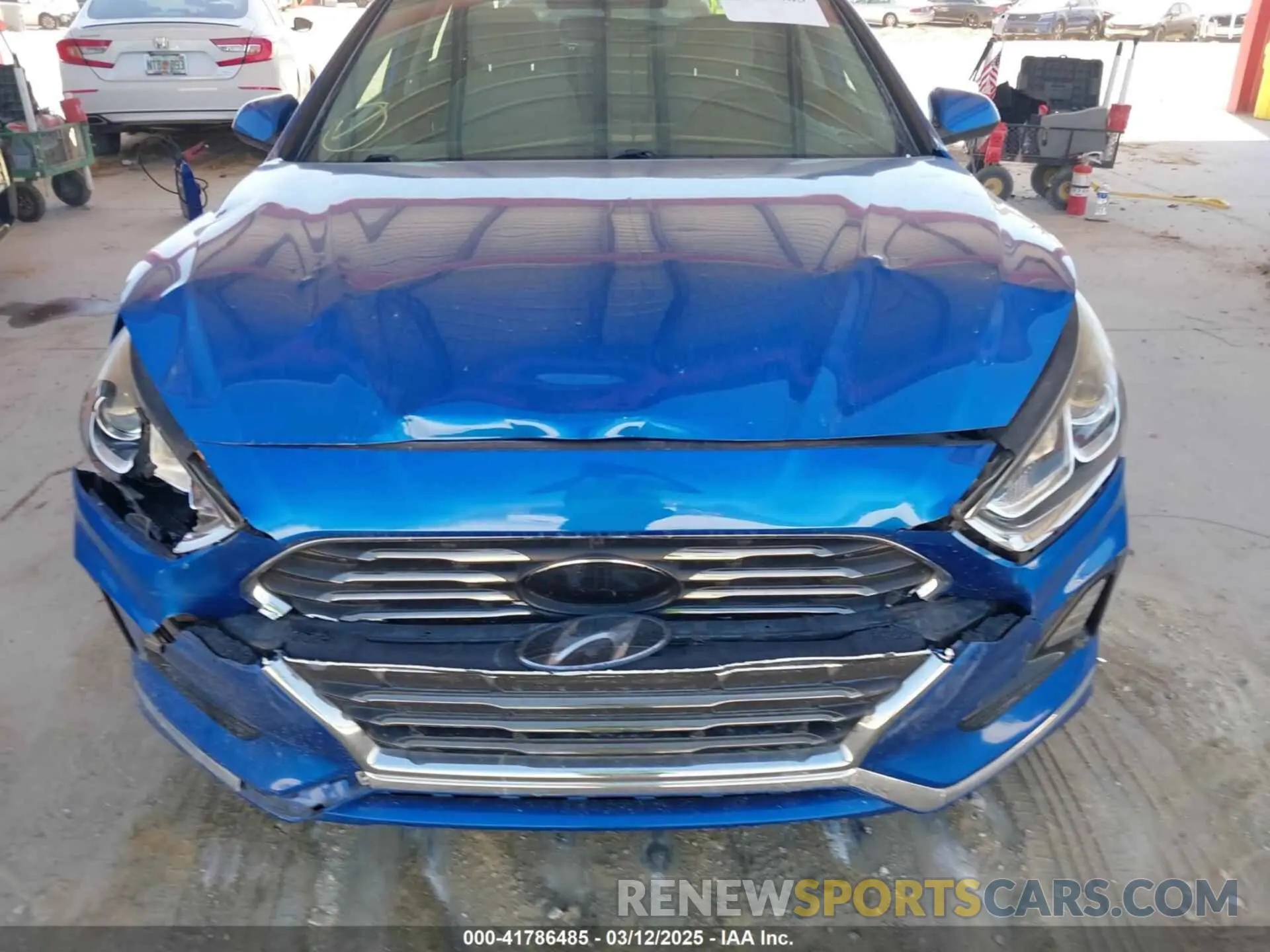 6 Photograph of a damaged car 5NPE24AF8KH755400 HYUNDAI SONATA 2019