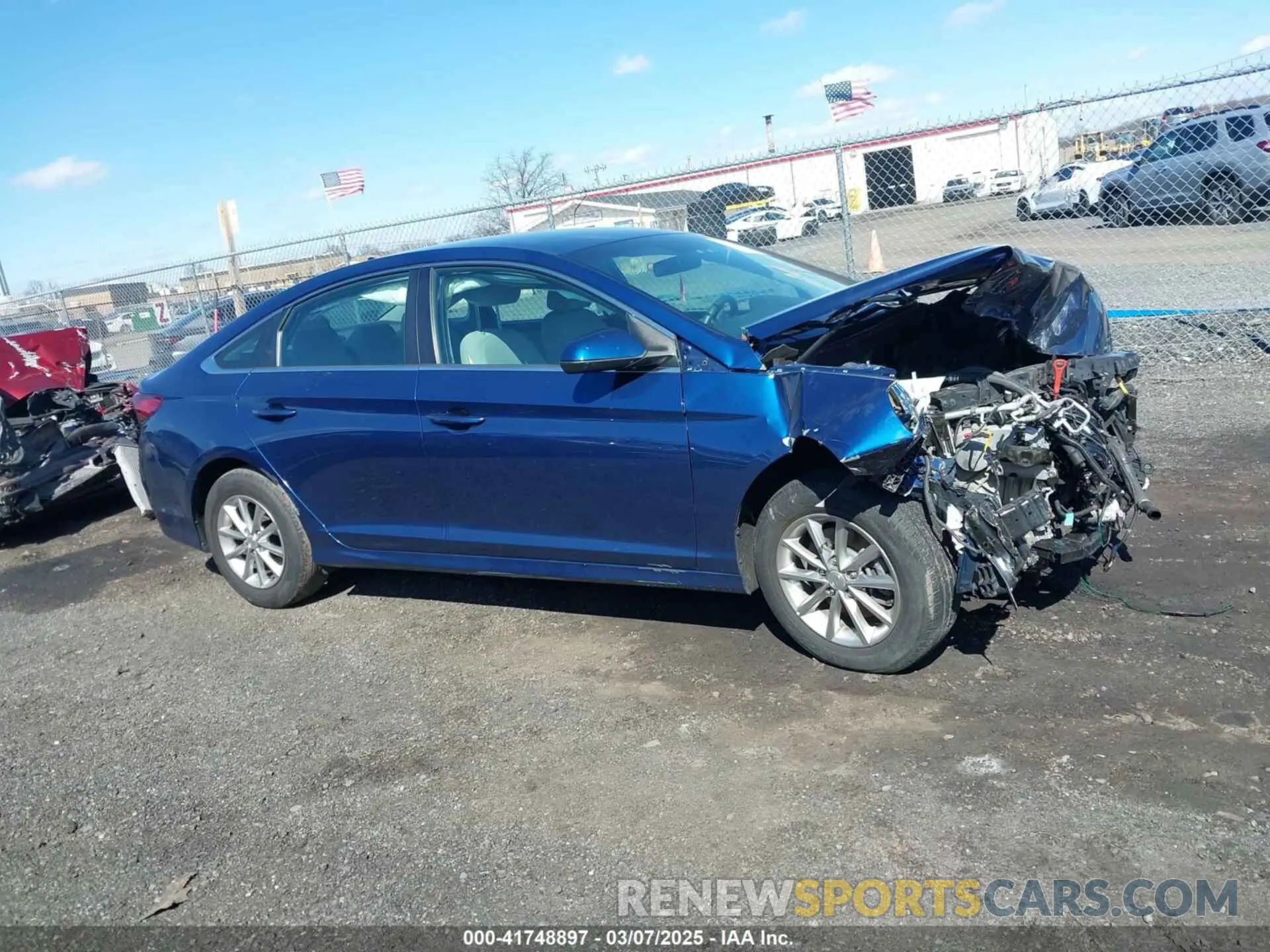 13 Photograph of a damaged car 5NPE24AF8KH802859 HYUNDAI SONATA 2019