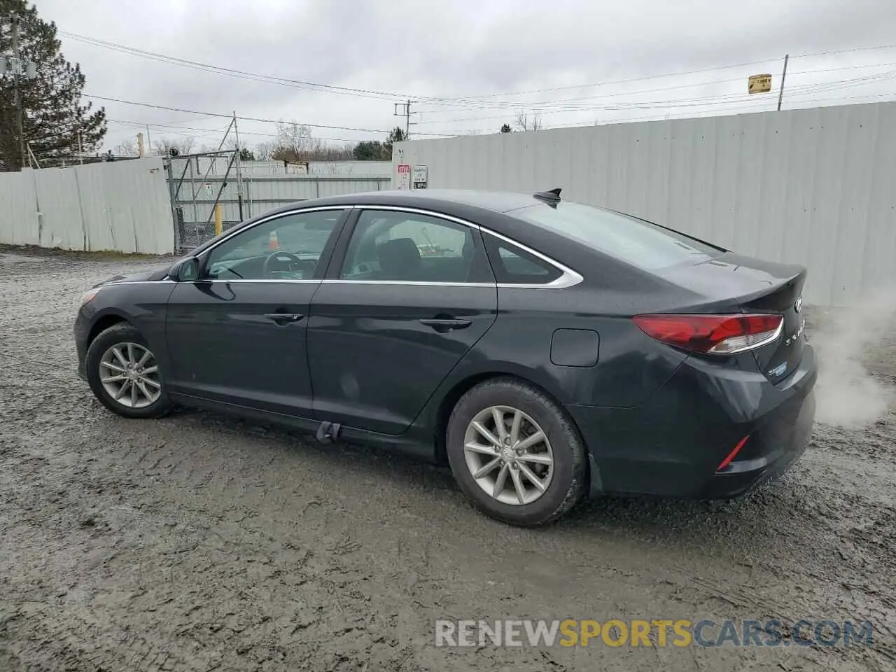 2 Photograph of a damaged car 5NPE24AF8KH806006 HYUNDAI SONATA 2019