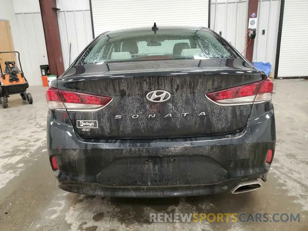 6 Фотография поврежденного автомобиля 5NPE24AF8KH811173 HYUNDAI SONATA 2019