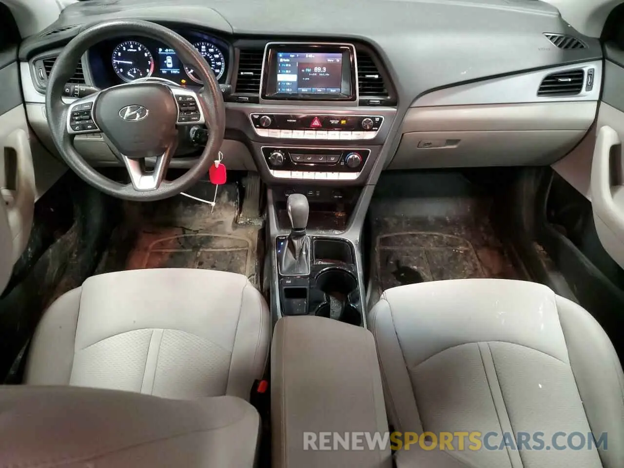 8 Фотография поврежденного автомобиля 5NPE24AF8KH811173 HYUNDAI SONATA 2019
