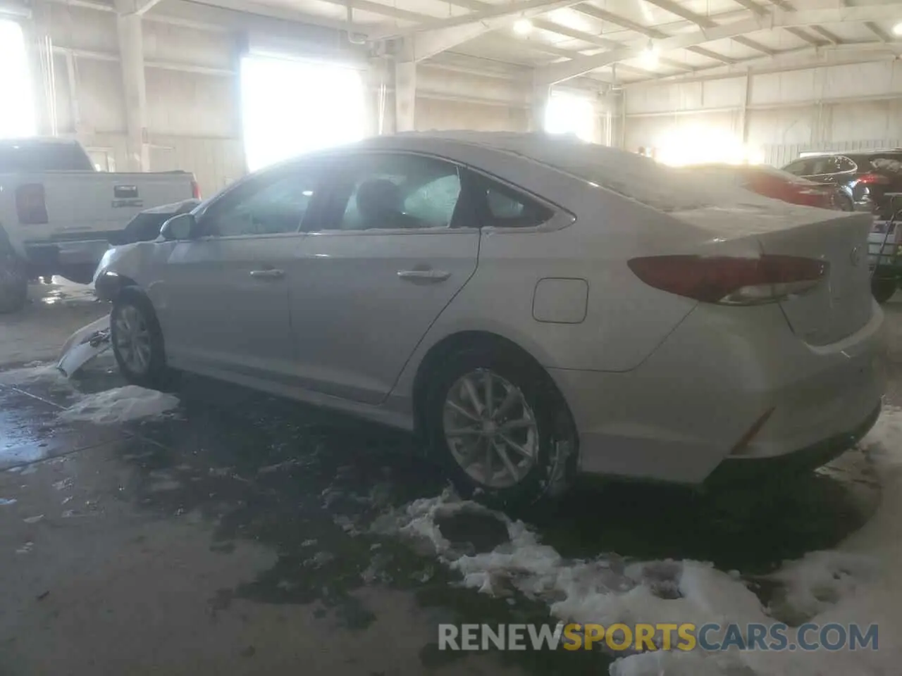 2 Photograph of a damaged car 5NPE24AF8KH816440 HYUNDAI SONATA 2019