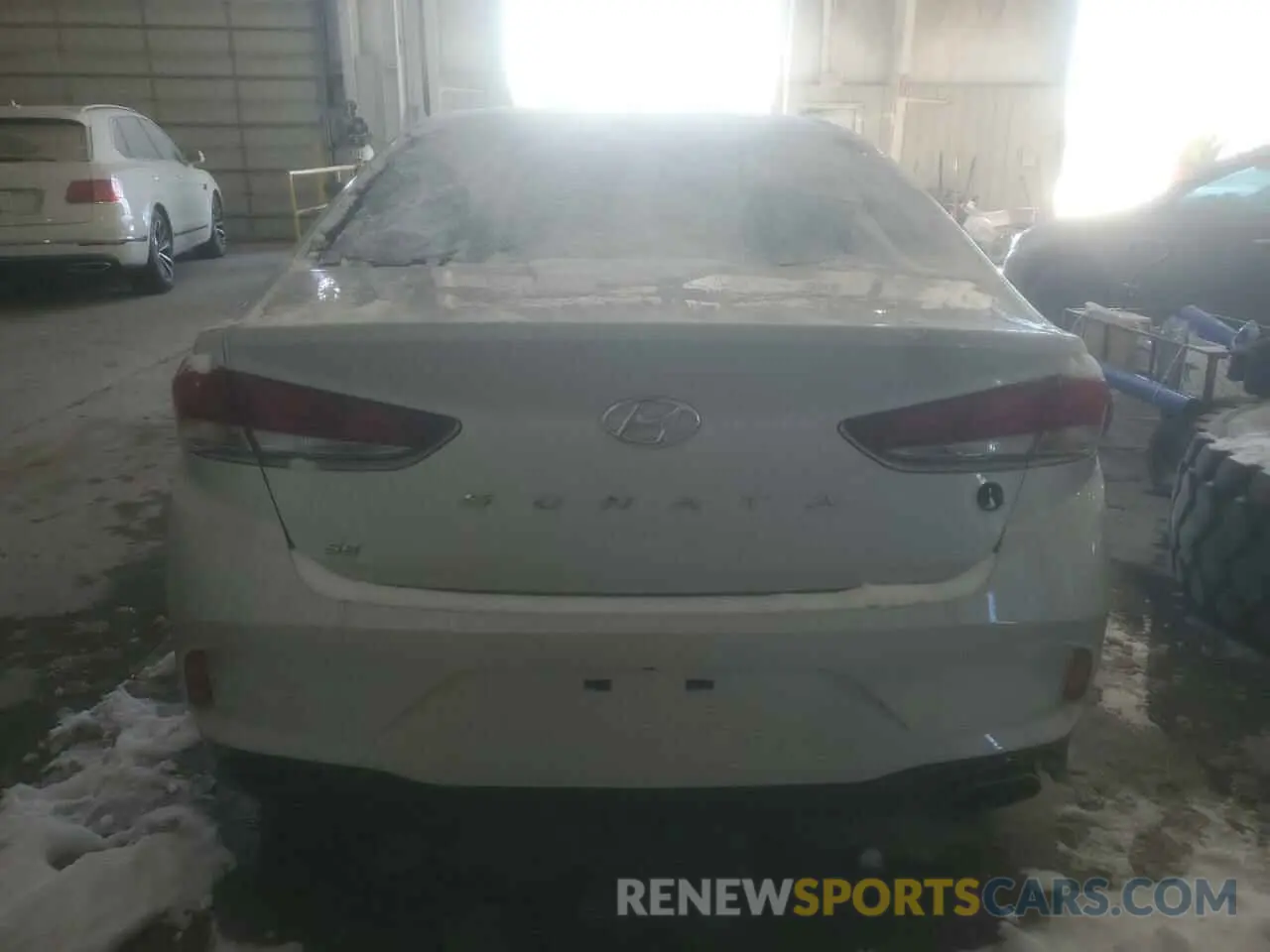 6 Photograph of a damaged car 5NPE24AF8KH816440 HYUNDAI SONATA 2019