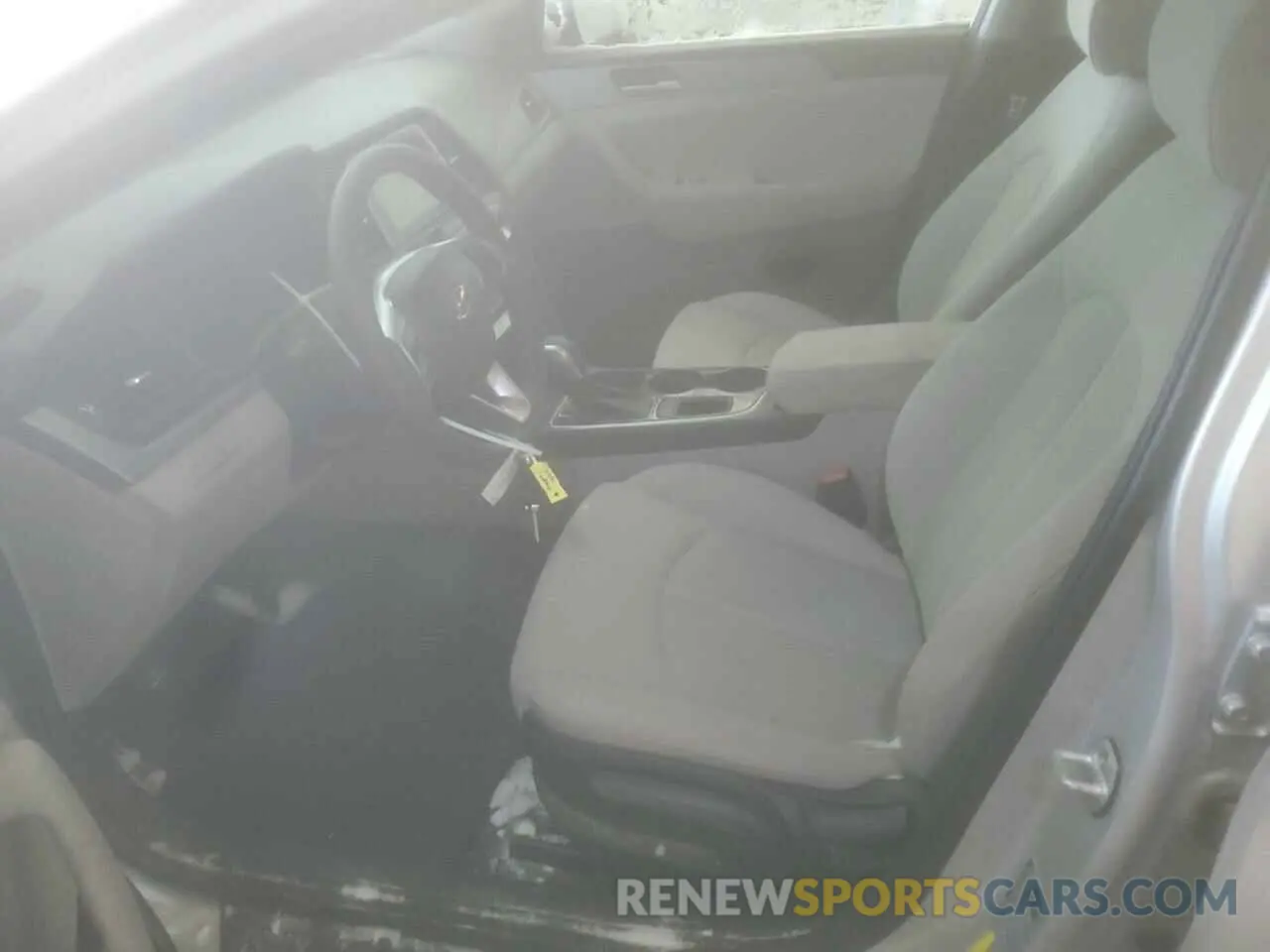 7 Photograph of a damaged car 5NPE24AF8KH816440 HYUNDAI SONATA 2019