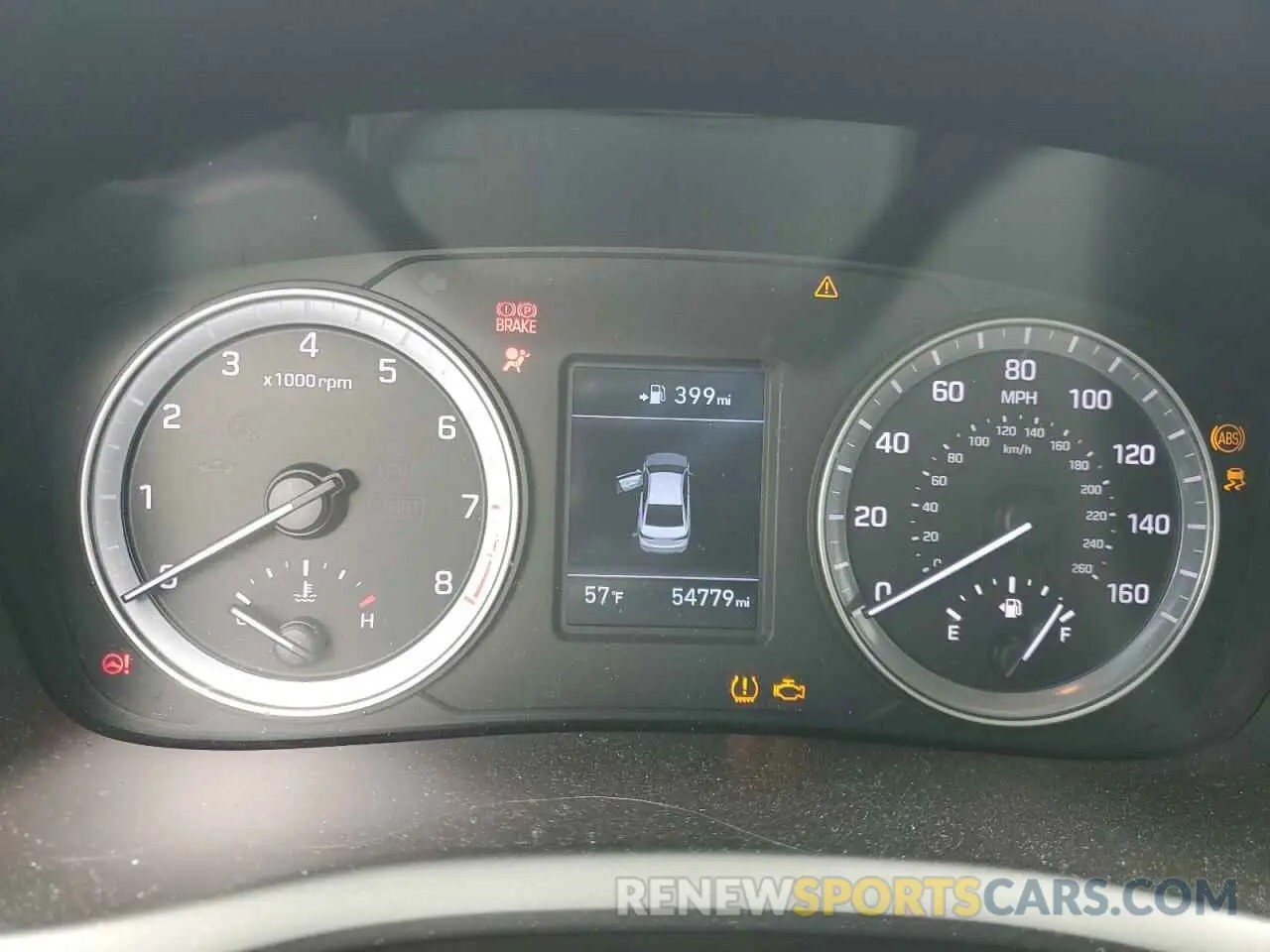 9 Photograph of a damaged car 5NPE24AF8KH820942 HYUNDAI SONATA 2019