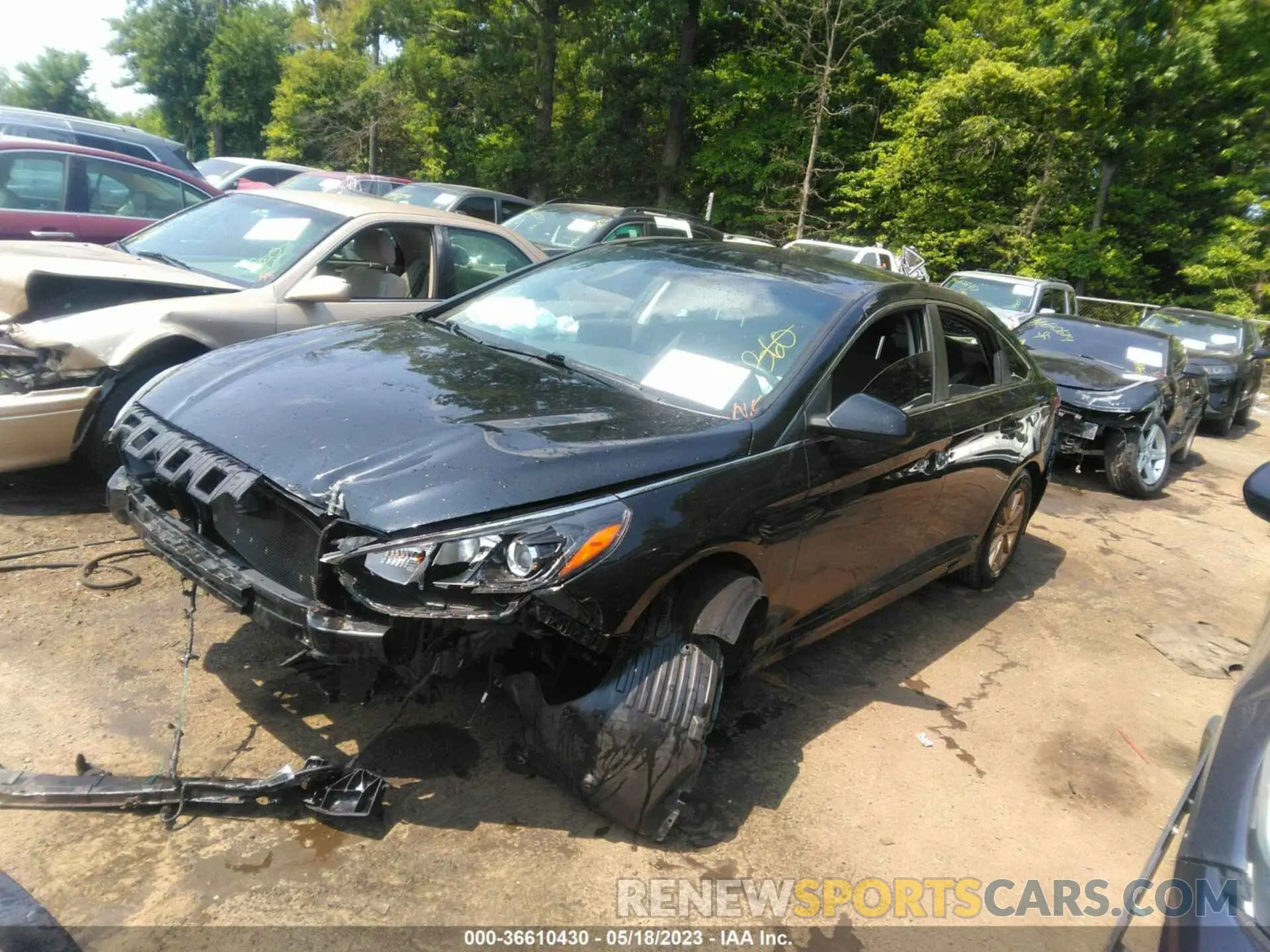 2 Photograph of a damaged car 5NPE24AF9KH731834 HYUNDAI SONATA 2019