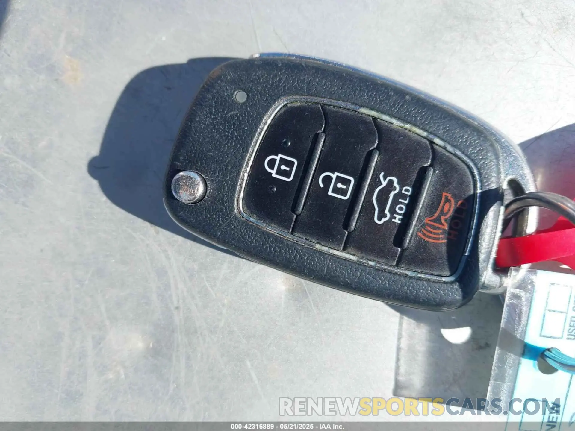 11 Фотография поврежденного автомобиля 5NPE24AF9KH736029 HYUNDAI SONATA 2019