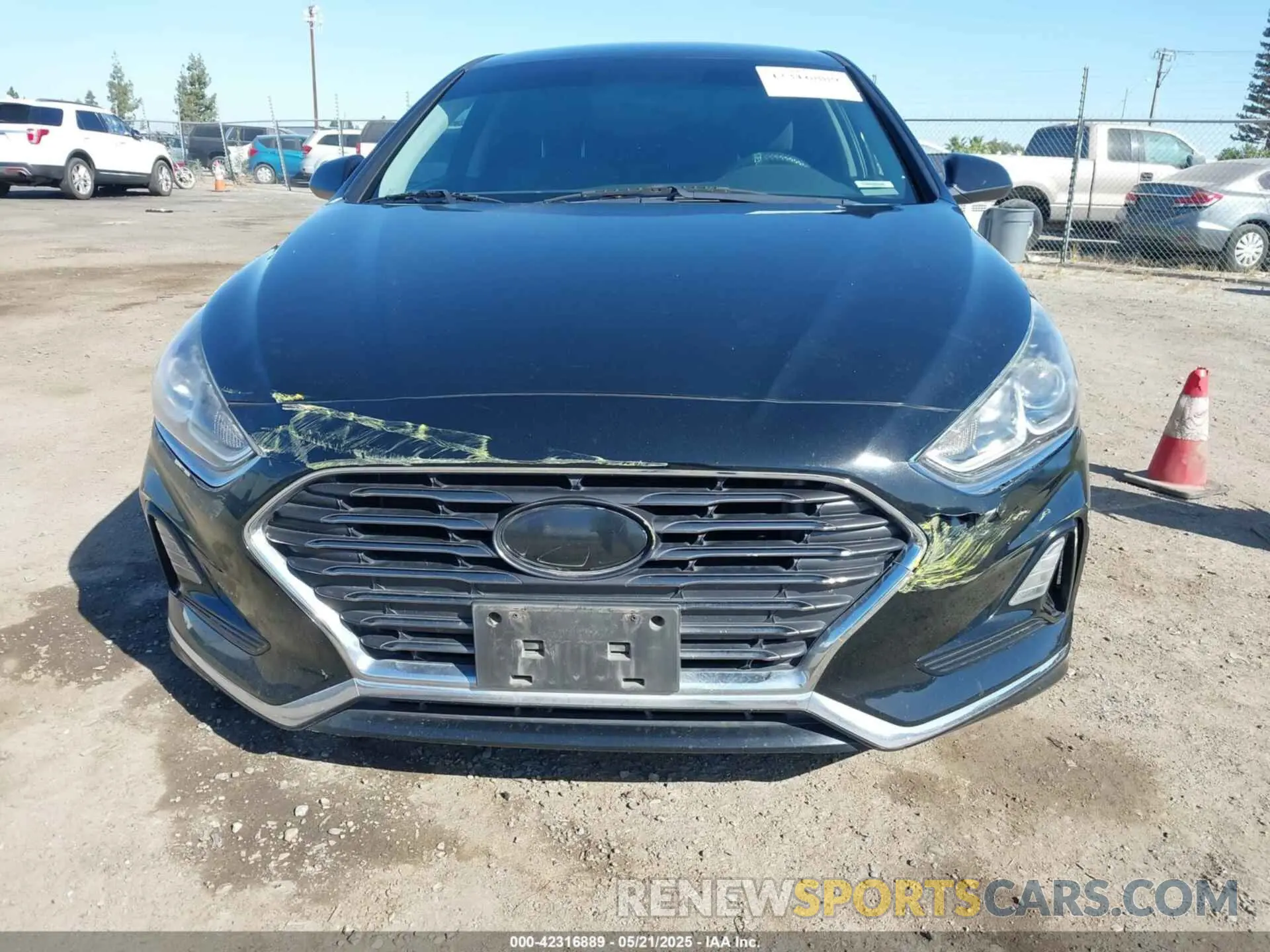 12 Фотография поврежденного автомобиля 5NPE24AF9KH736029 HYUNDAI SONATA 2019