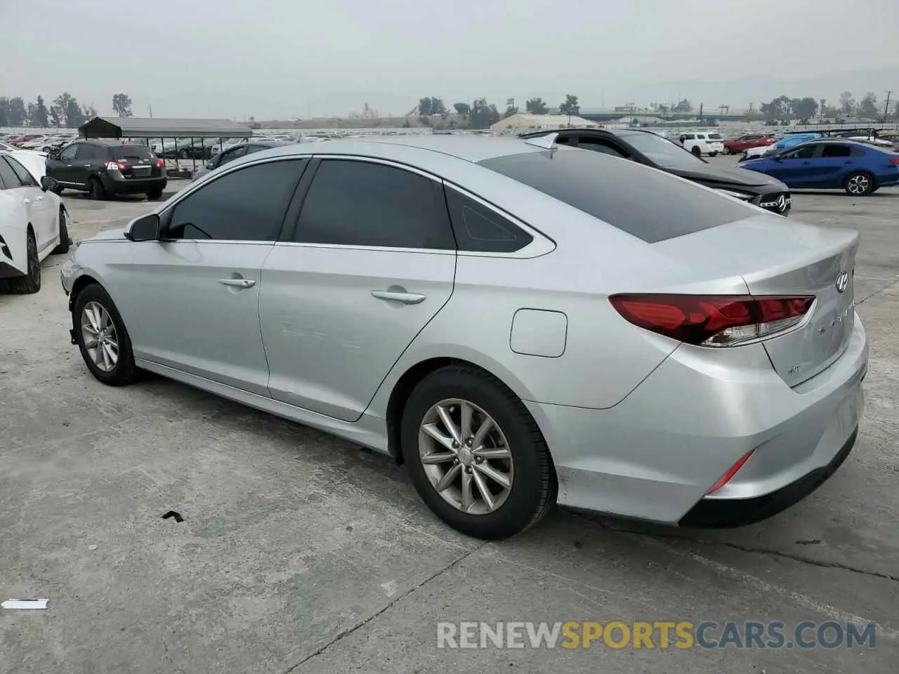 2 Фотография поврежденного автомобиля 5NPE24AF9KH765742 HYUNDAI SONATA 2019