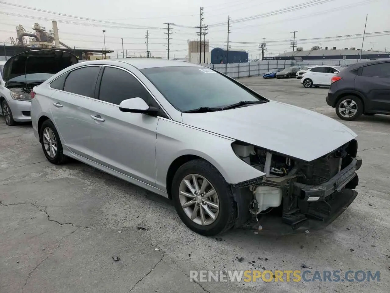 4 Фотография поврежденного автомобиля 5NPE24AF9KH765742 HYUNDAI SONATA 2019