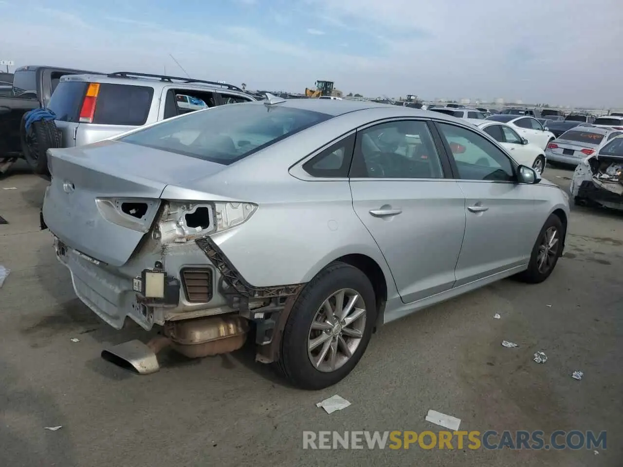 3 Photograph of a damaged car 5NPE24AF9KH767703 HYUNDAI SONATA 2019