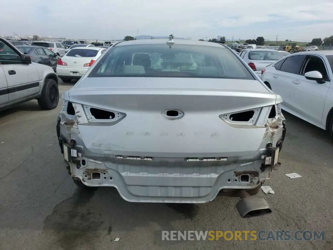 6 Photograph of a damaged car 5NPE24AF9KH767703 HYUNDAI SONATA 2019