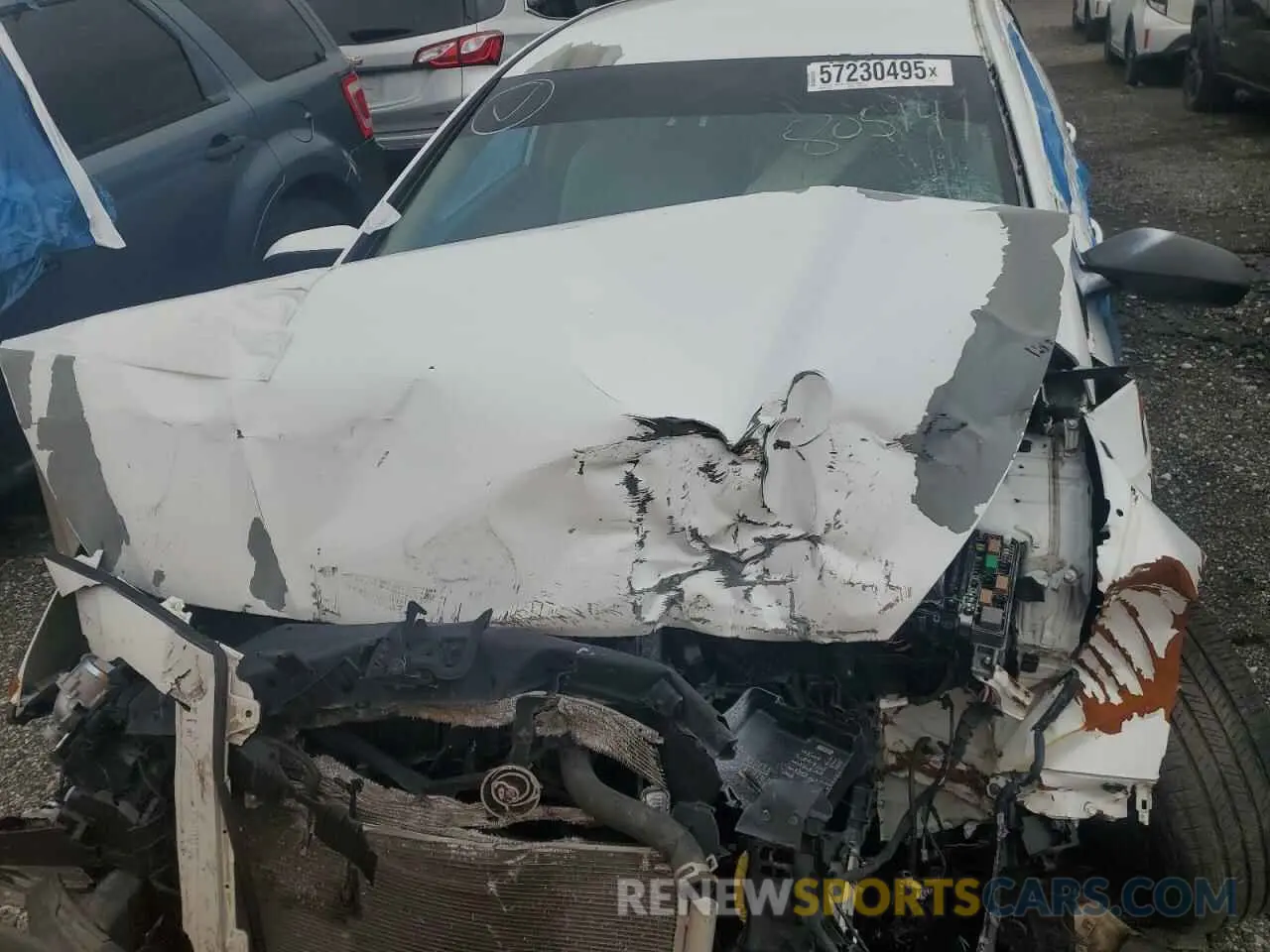5 Photograph of a damaged car 5NPE24AF9KH805141 HYUNDAI SONATA 2019