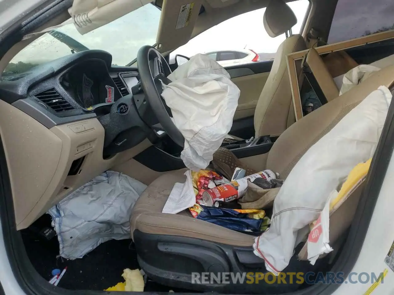 7 Photograph of a damaged car 5NPE24AF9KH805141 HYUNDAI SONATA 2019