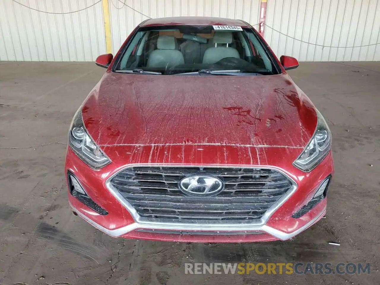 5 Photograph of a damaged car 5NPE24AF9KH810646 HYUNDAI SONATA 2019