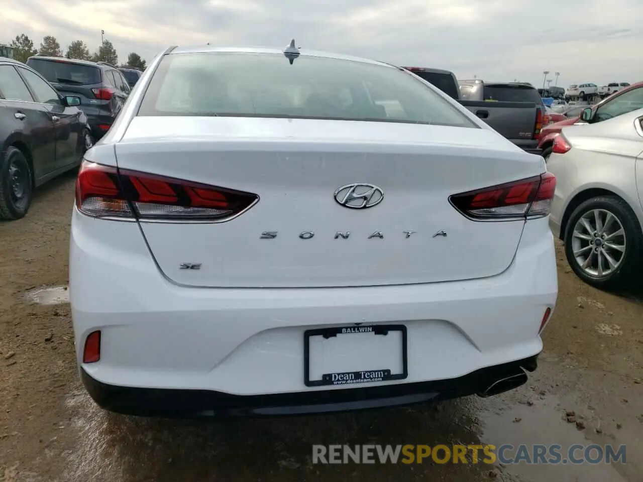 6 Фотография поврежденного автомобиля 5NPE24AFXKH735603 HYUNDAI SONATA 2019