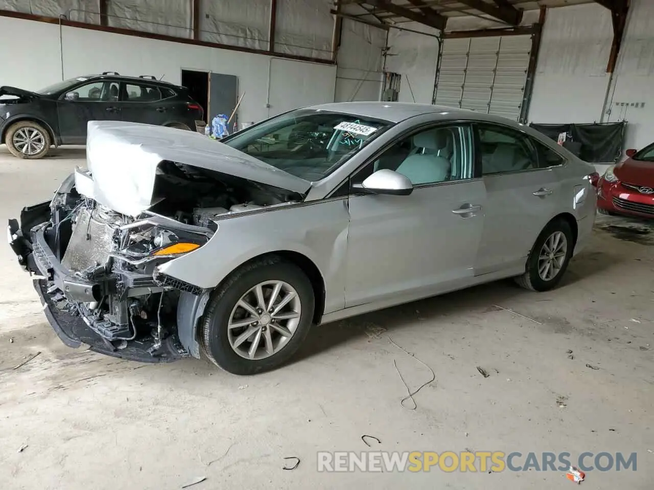 1 Photograph of a damaged car 5NPE24AFXKH755107 HYUNDAI SONATA 2019