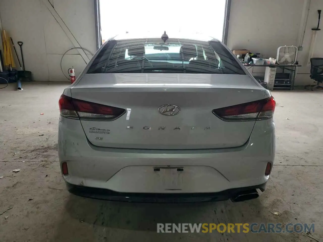 6 Photograph of a damaged car 5NPE24AFXKH755107 HYUNDAI SONATA 2019