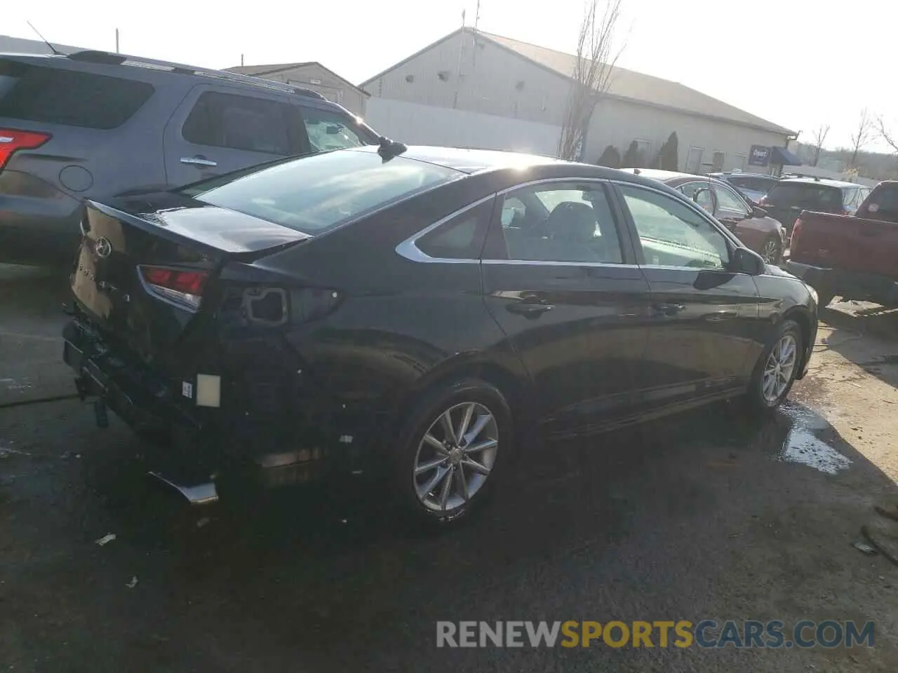 3 Photograph of a damaged car 5NPE24AFXKH779259 HYUNDAI SONATA 2019