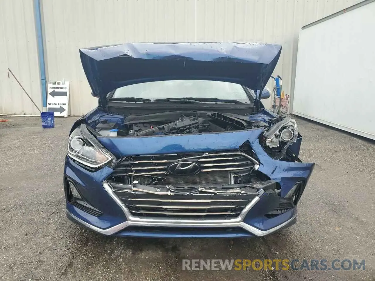 5 Photograph of a damaged car 5NPE24AFXKH779276 HYUNDAI SONATA 2019