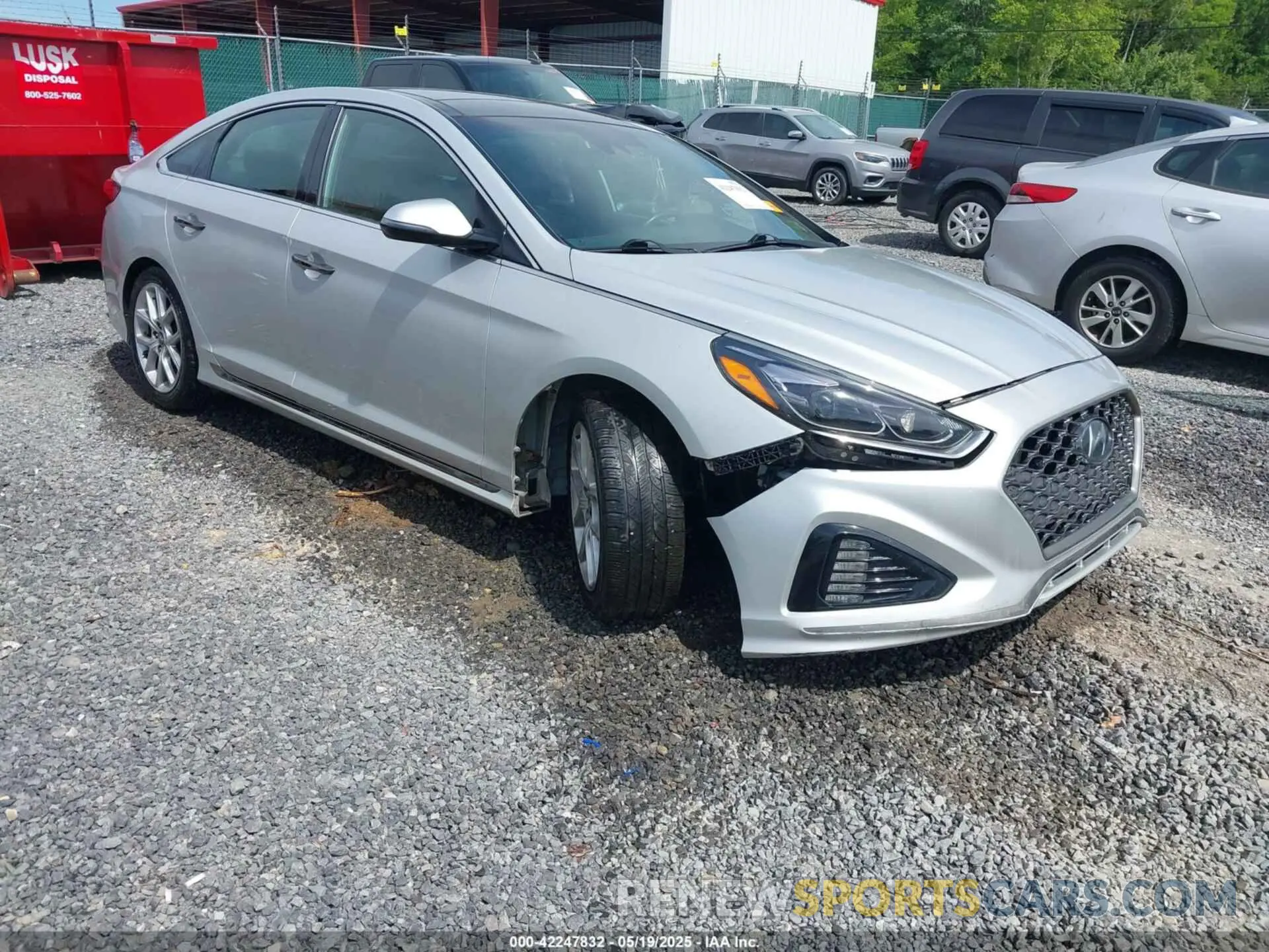 1 Photograph of a damaged car 5NPE34AB1KH757578 HYUNDAI SONATA 2019