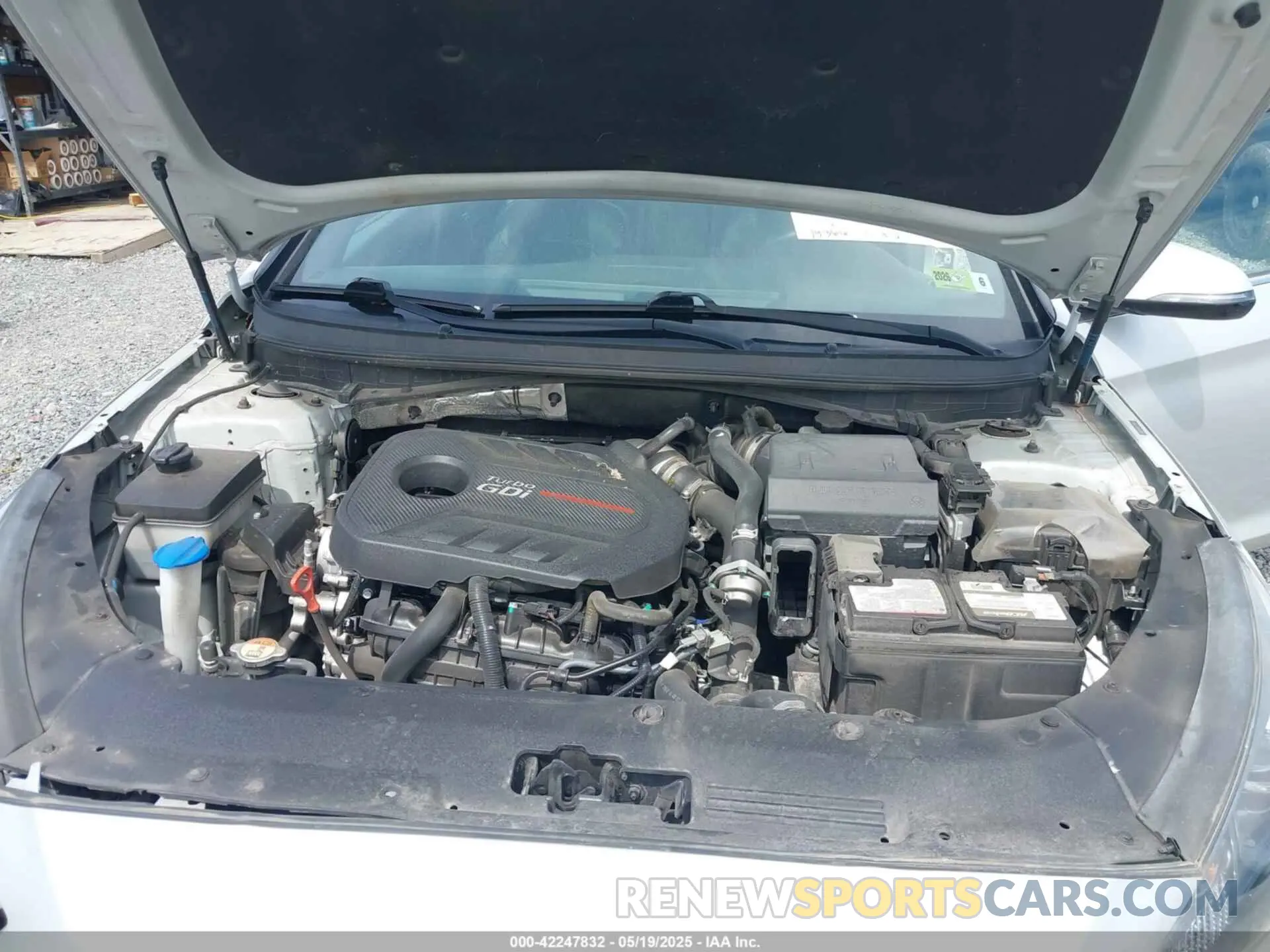 10 Photograph of a damaged car 5NPE34AB1KH757578 HYUNDAI SONATA 2019