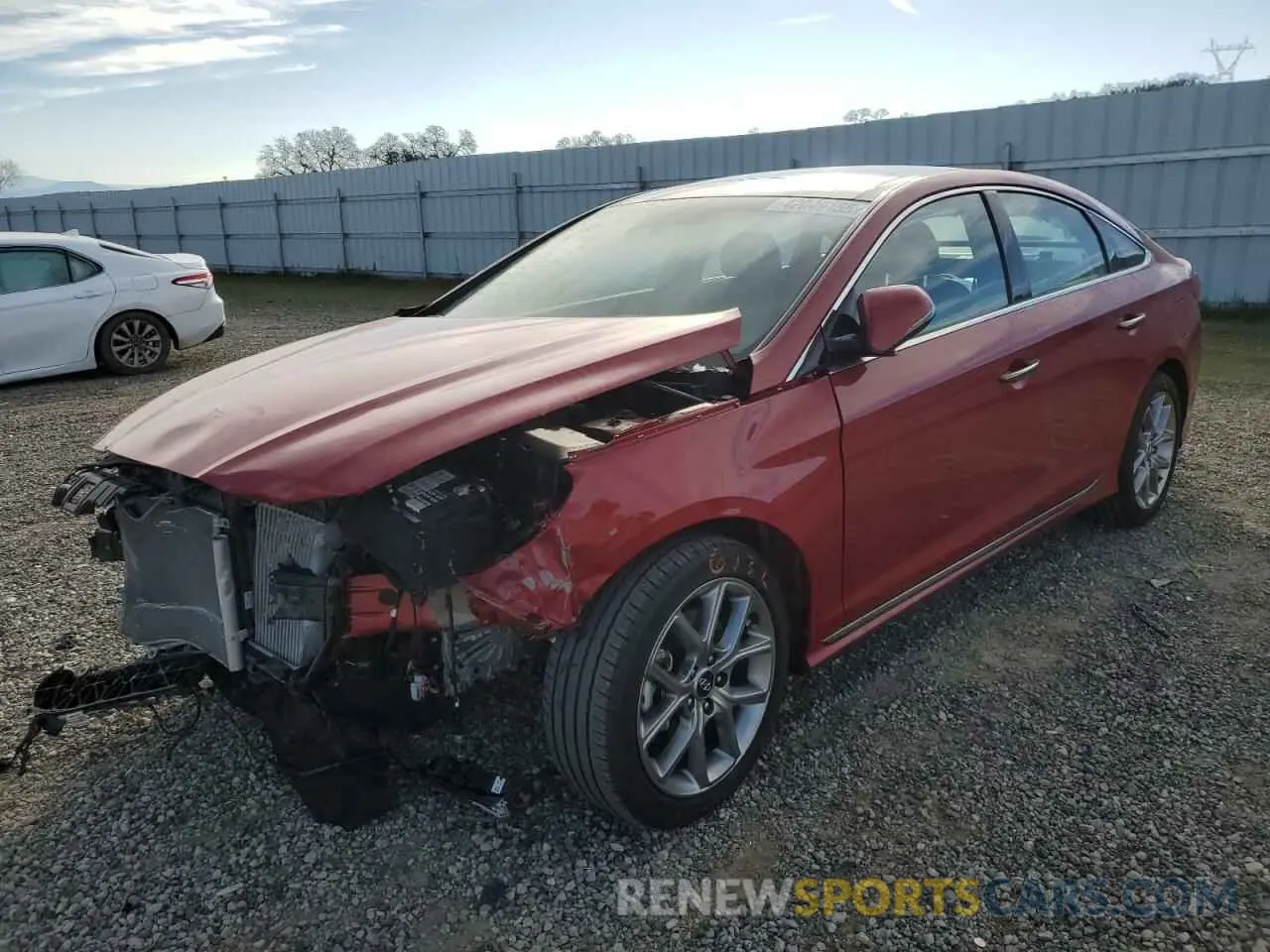 1 Photograph of a damaged car 5NPE34AB7KH766270 HYUNDAI SONATA 2019