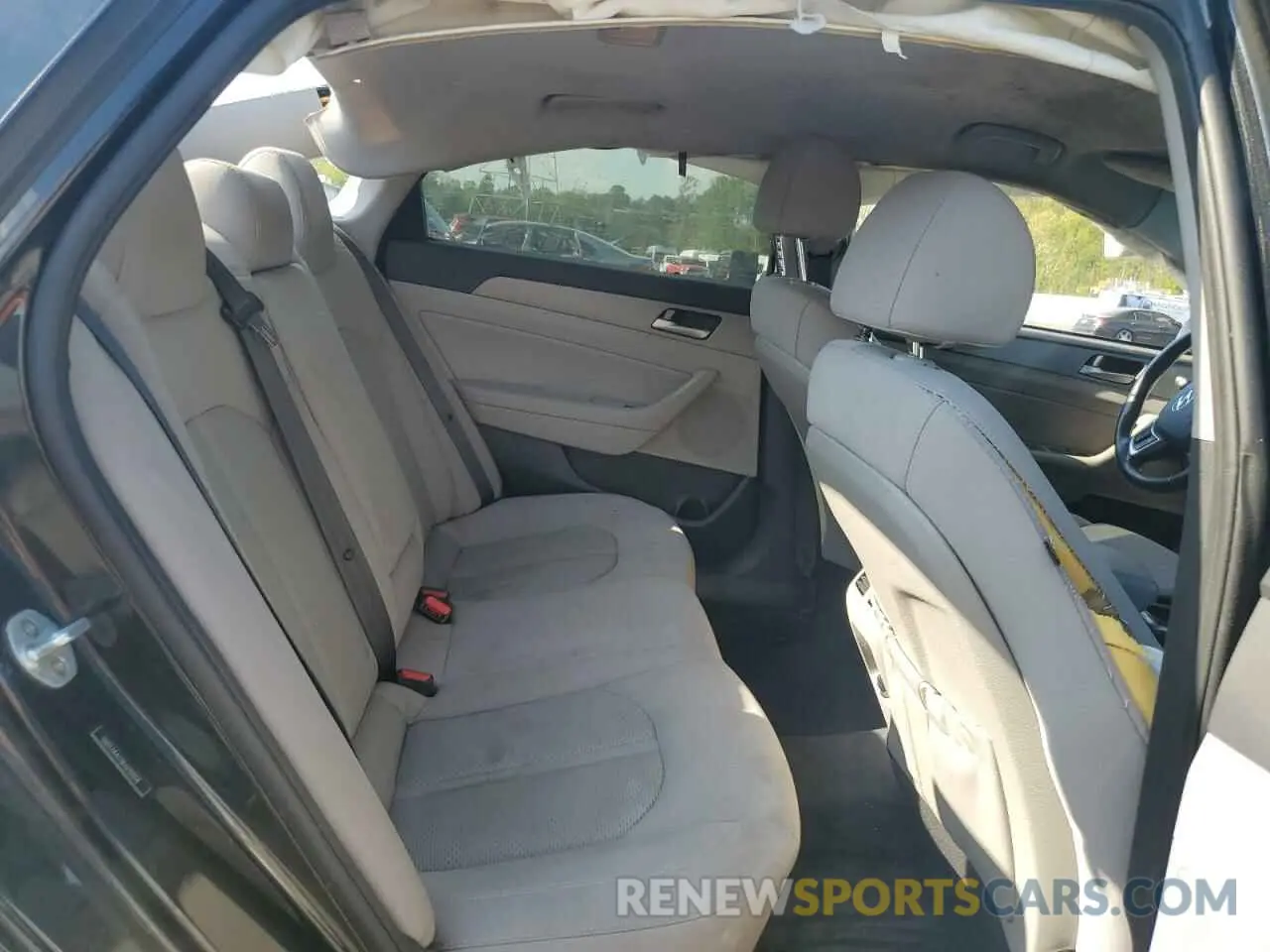 10 Photograph of a damaged car 5NPE34AF0KH792034 HYUNDAI SONATA 2019