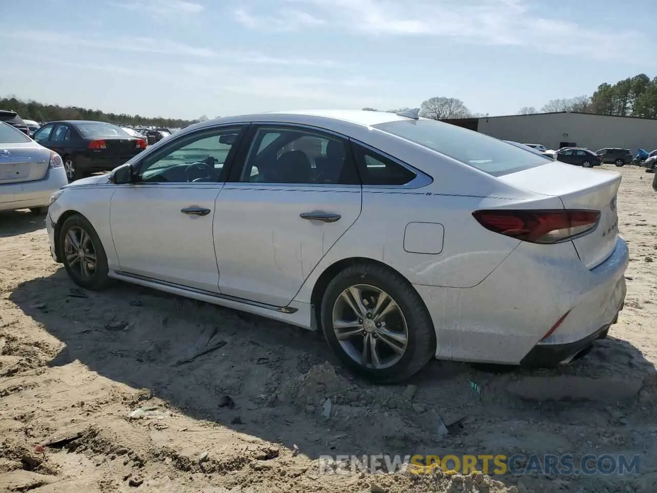 2 Фотография поврежденного автомобиля 5NPE34AF2KH740856 HYUNDAI SONATA 2019