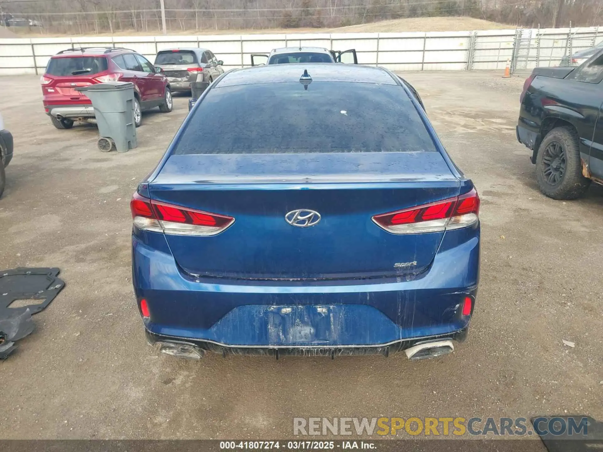 16 Photograph of a damaged car 5NPE34AF2KH772139 HYUNDAI SONATA 2019