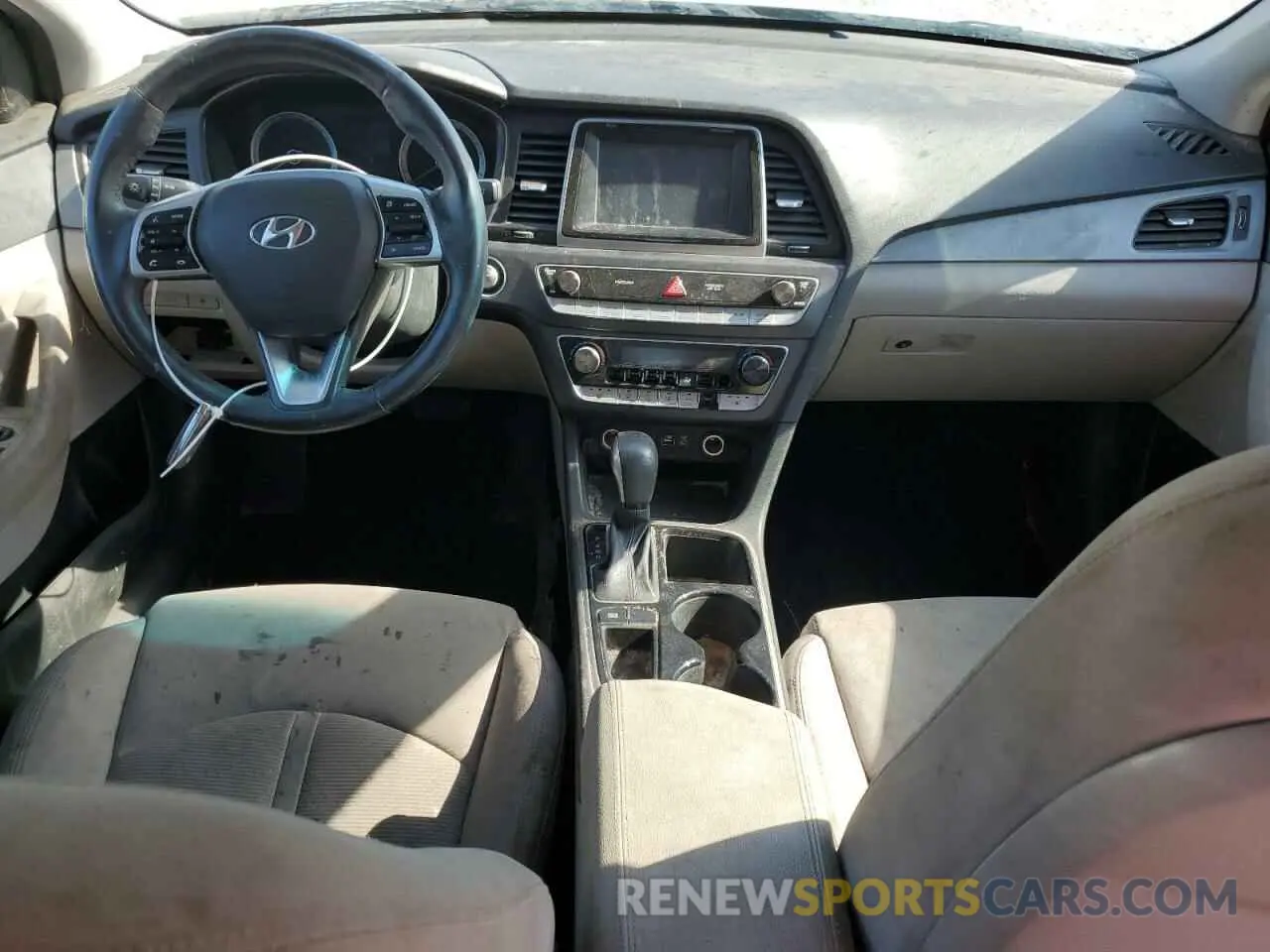 8 Photograph of a damaged car 5NPE34AF2KH773887 HYUNDAI SONATA 2019