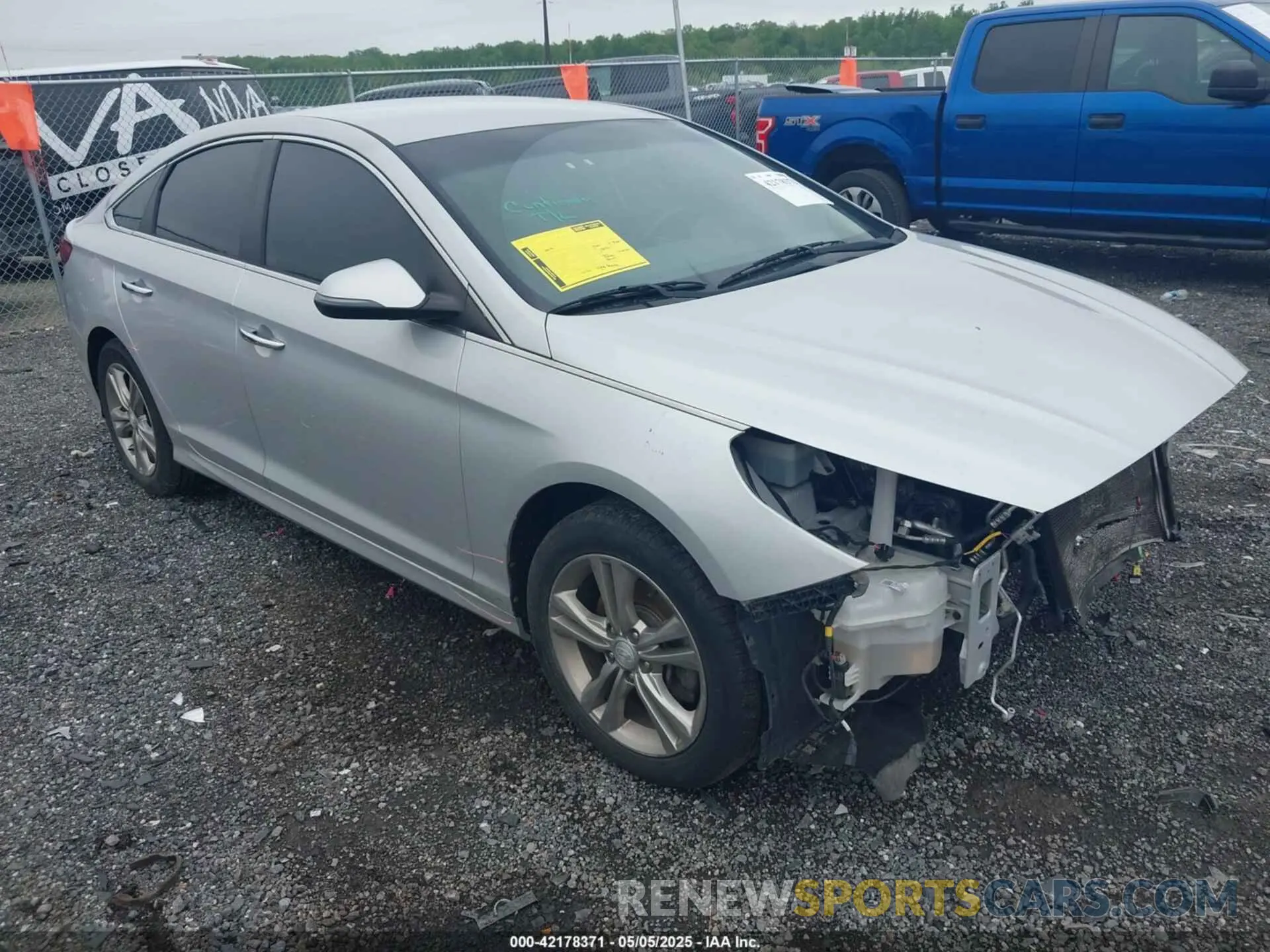 1 Фотография поврежденного автомобиля 5NPE34AF2KH783061 HYUNDAI SONATA 2019