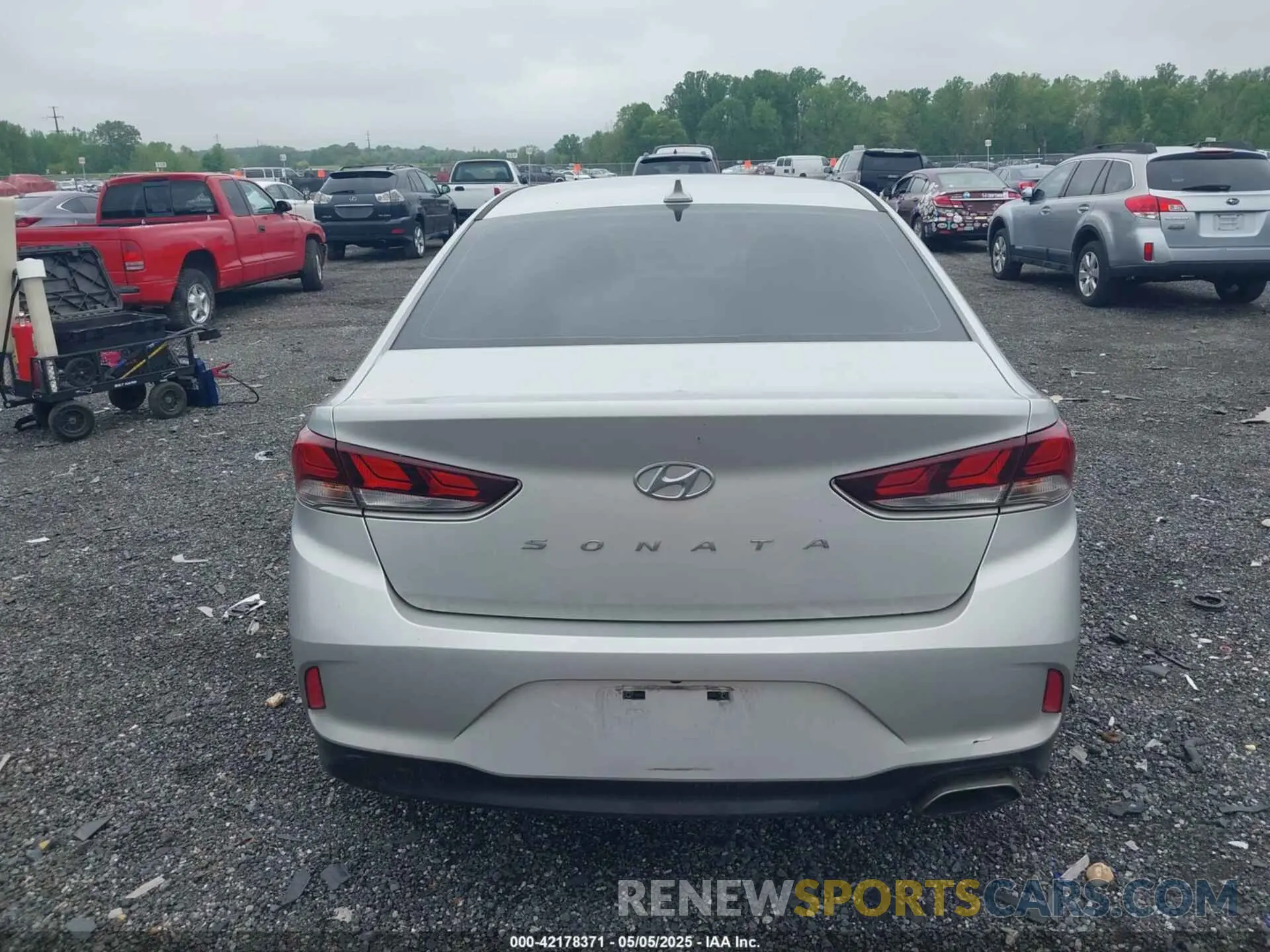 16 Фотография поврежденного автомобиля 5NPE34AF2KH783061 HYUNDAI SONATA 2019