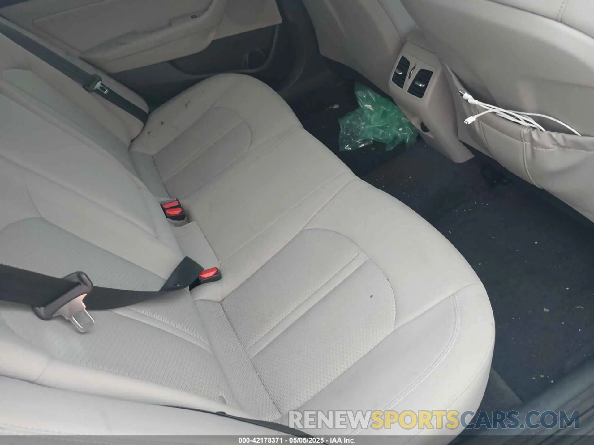 8 Фотография поврежденного автомобиля 5NPE34AF2KH783061 HYUNDAI SONATA 2019