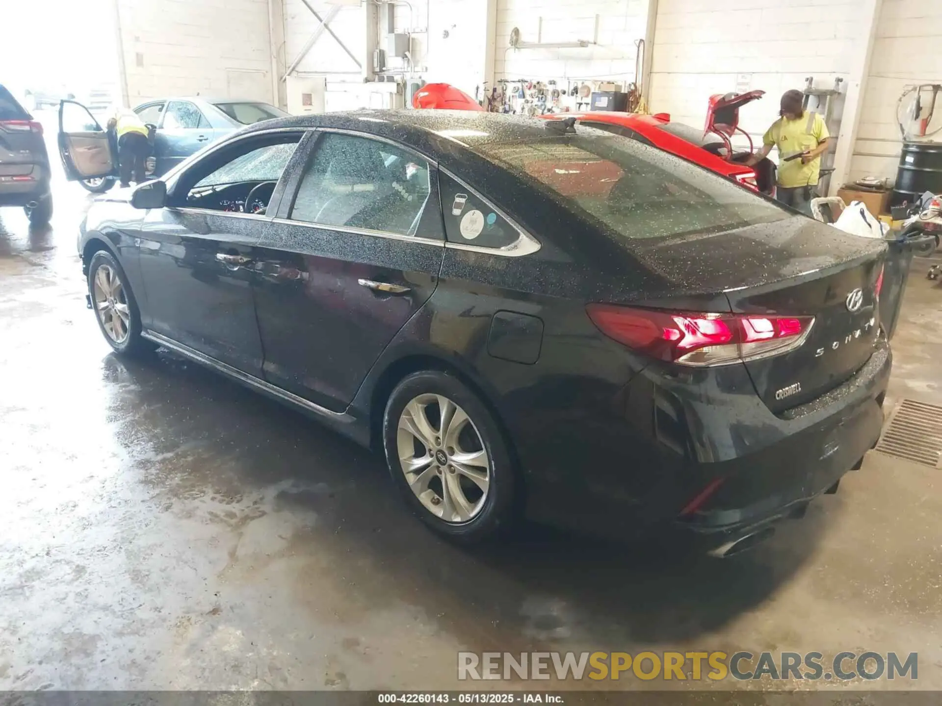 3 Фотография поврежденного автомобиля 5NPE34AF2KH795453 HYUNDAI SONATA 2019