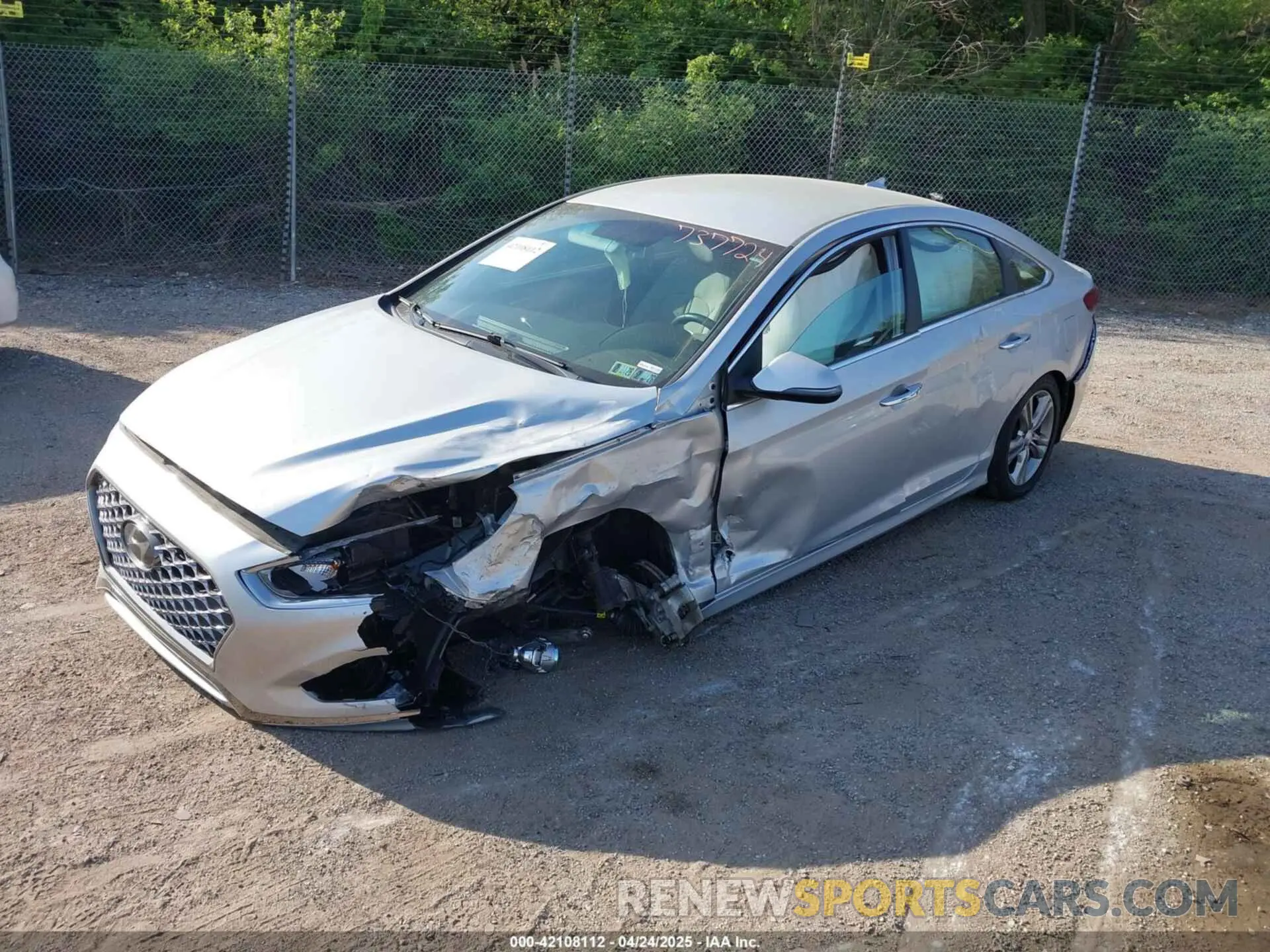 2 Фотография поврежденного автомобиля 5NPE34AF3KH737724 HYUNDAI SONATA 2019