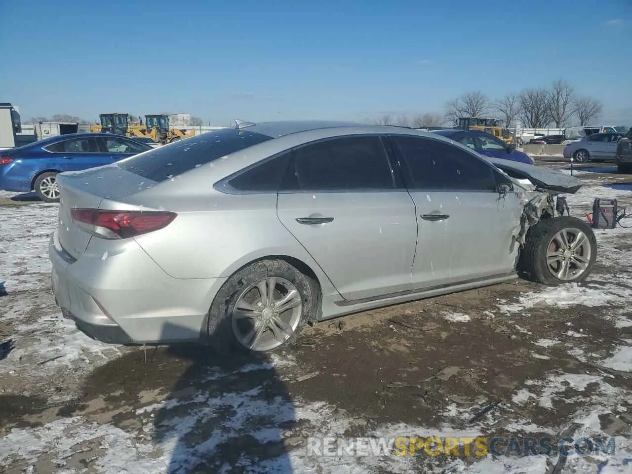 3 Photograph of a damaged car 5NPE34AF3KH738243 HYUNDAI SONATA 2019