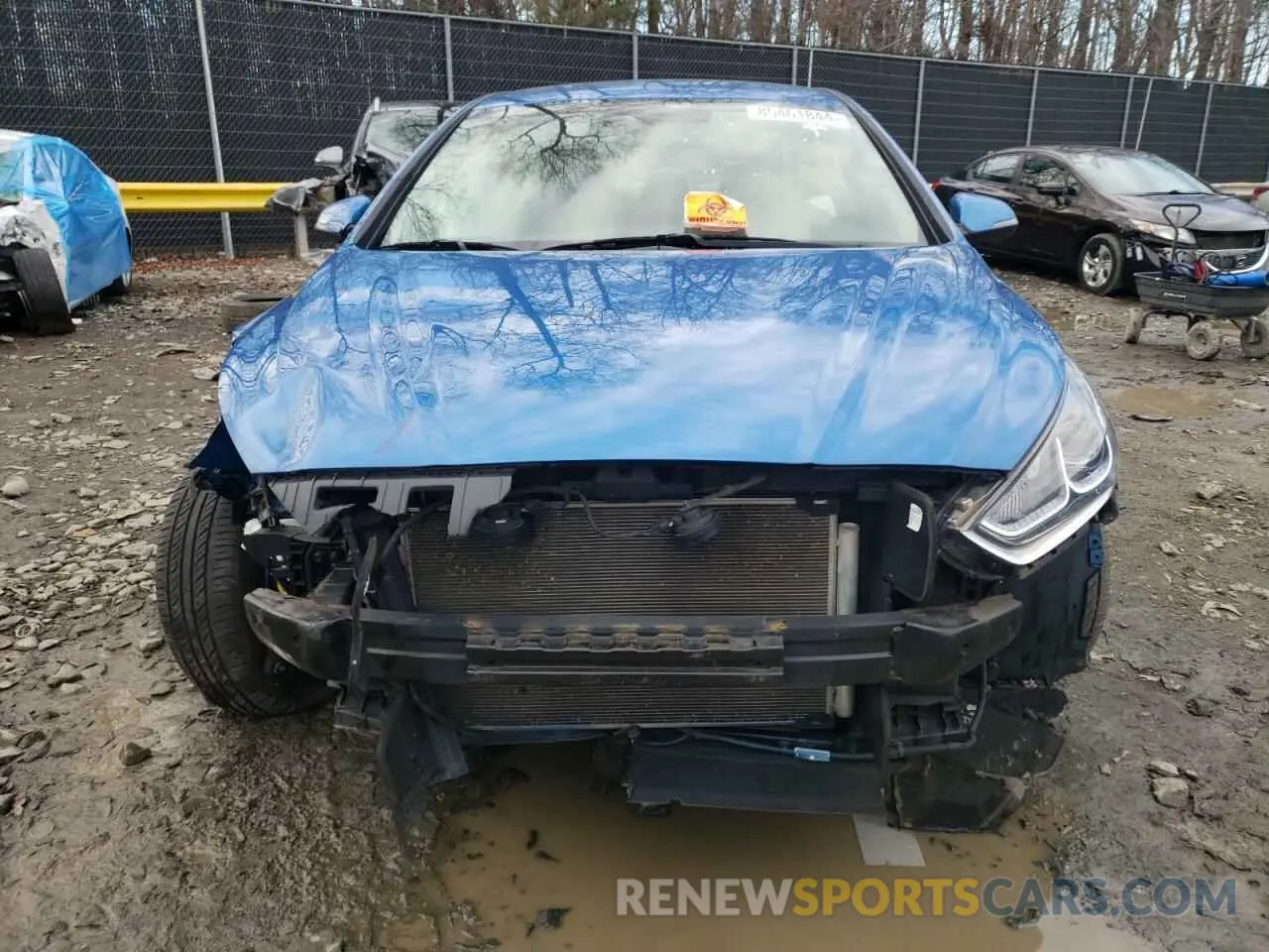 5 Photograph of a damaged car 5NPE34AF3KH748254 HYUNDAI SONATA 2019
