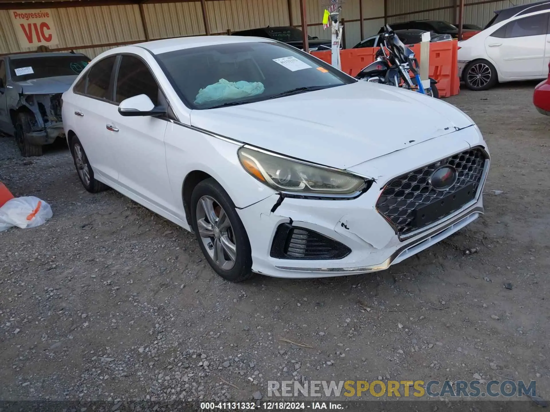 1 Photograph of a damaged car 5NPE34AF3KH766320 HYUNDAI SONATA 2019