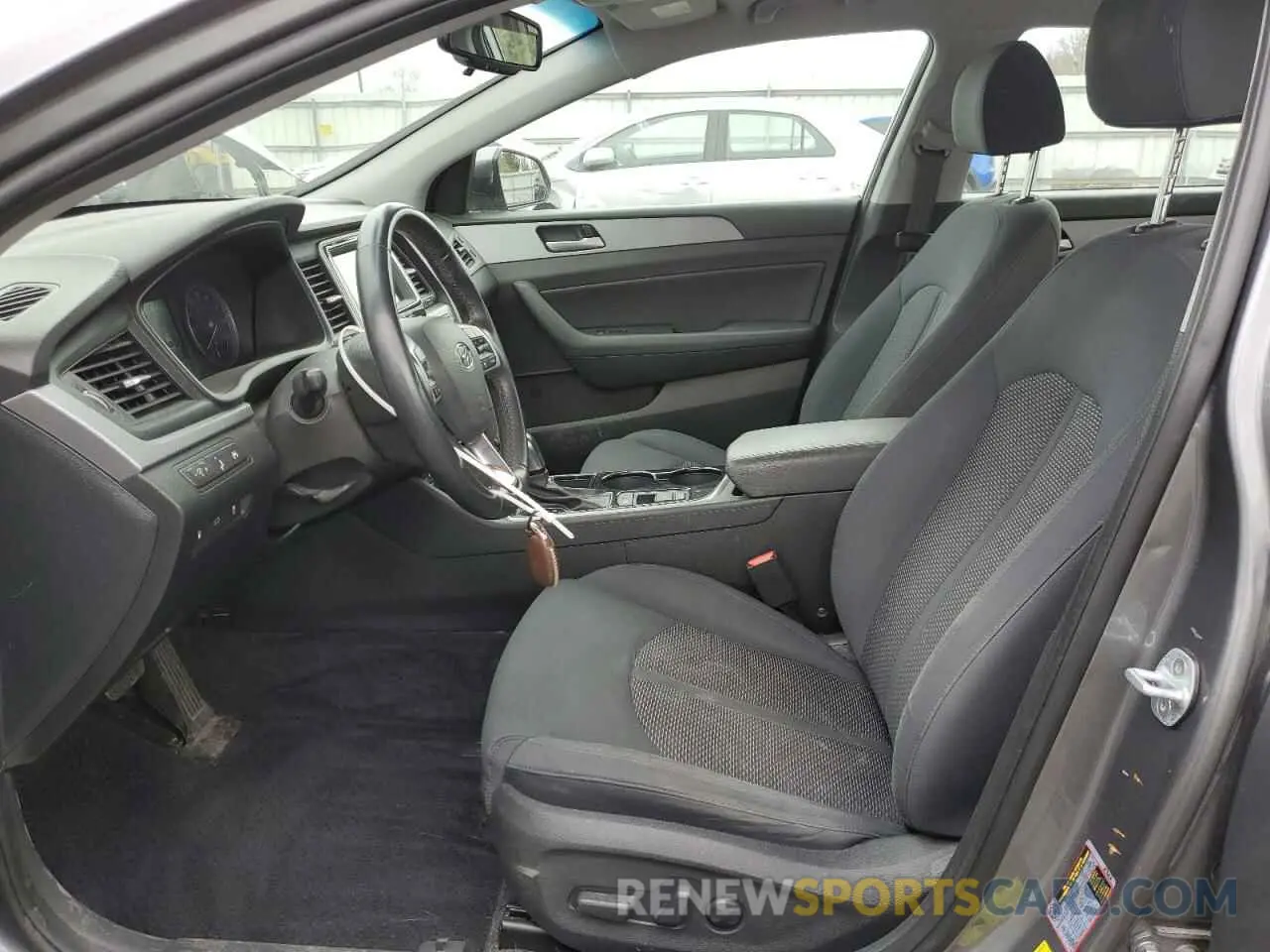 7 Фотография поврежденного автомобиля 5NPE34AF4KH781845 HYUNDAI SONATA 2019