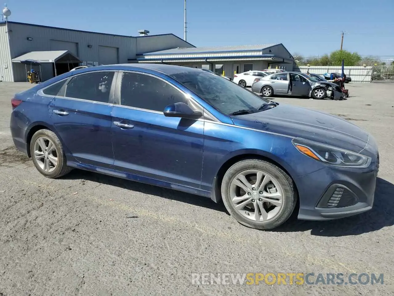 4 Фотография поврежденного автомобиля 5NPE34AF4KH807344 HYUNDAI SONATA 2019