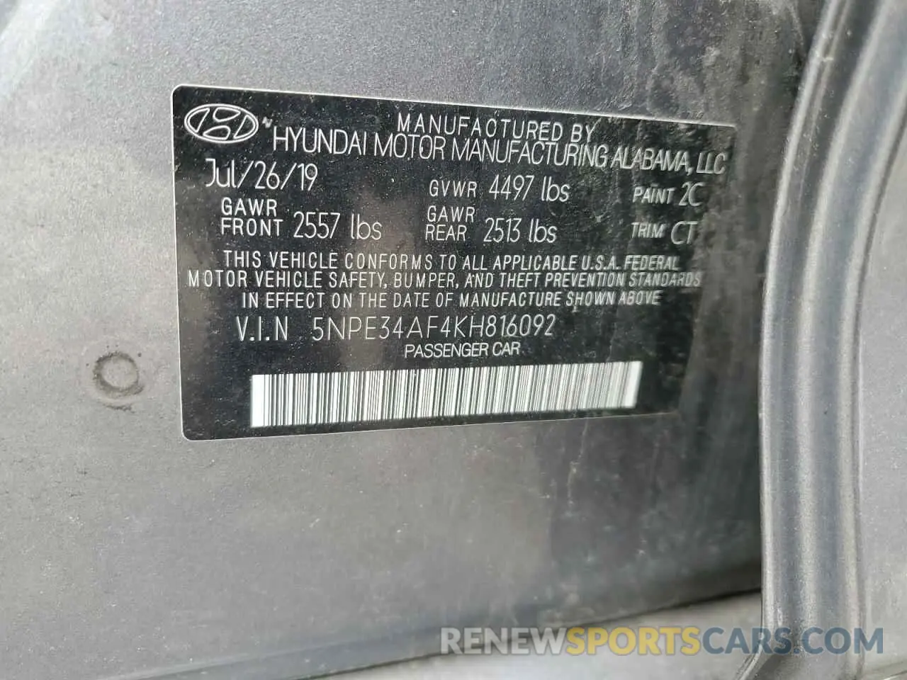 12 Photograph of a damaged car 5NPE34AF4KH816092 HYUNDAI SONATA 2019