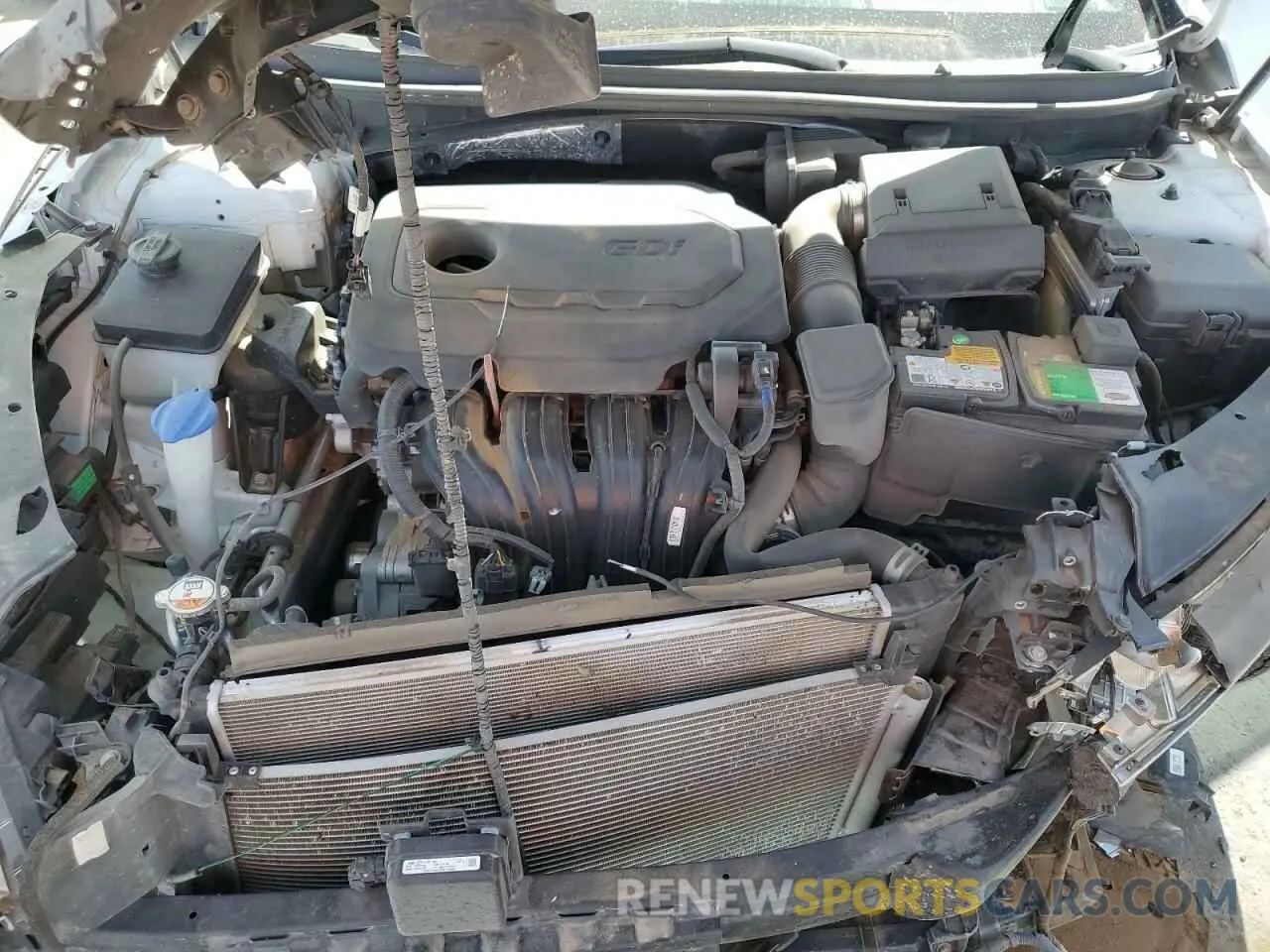 11 Photograph of a damaged car 5NPE34AF5KH738048 HYUNDAI SONATA 2019