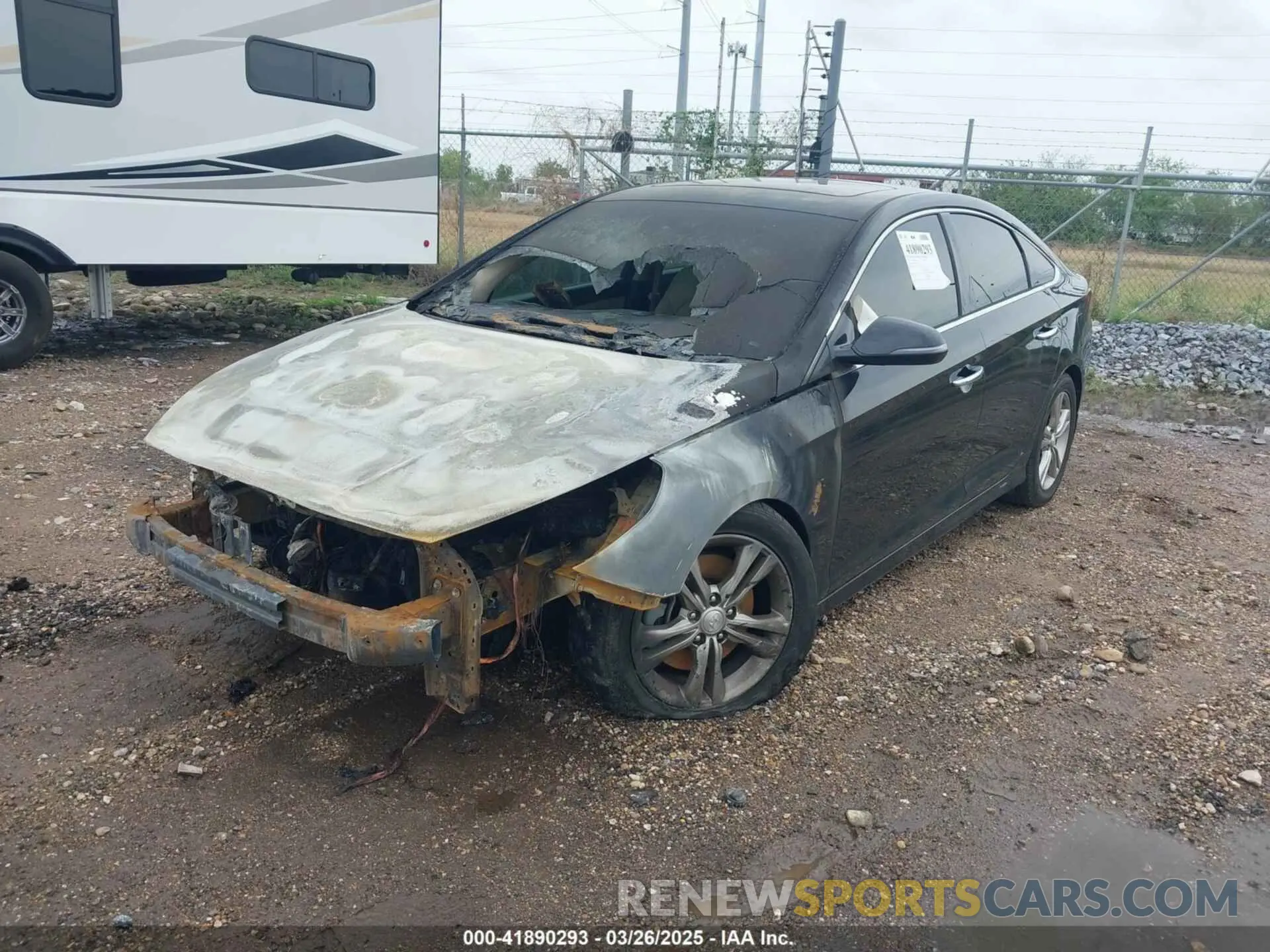 2 Photograph of a damaged car 5NPE34AF5KH739278 HYUNDAI SONATA 2019